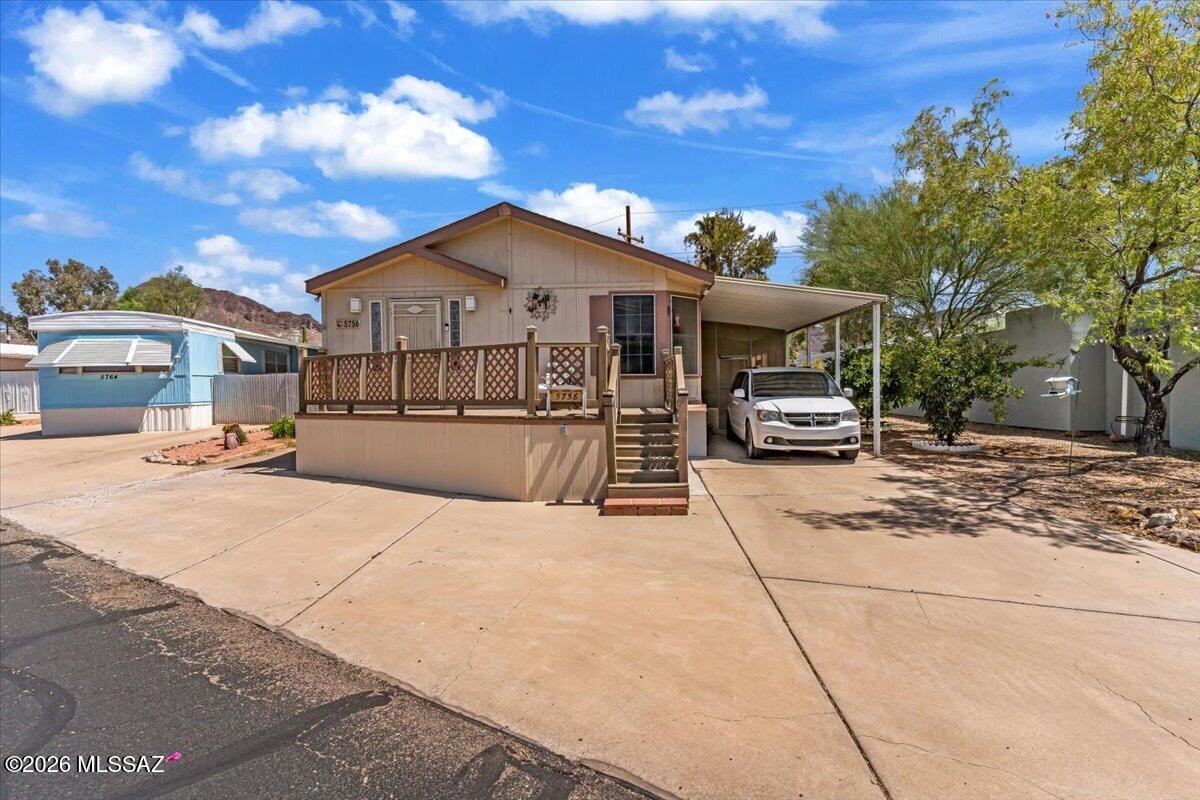 5756 W Flying M Street