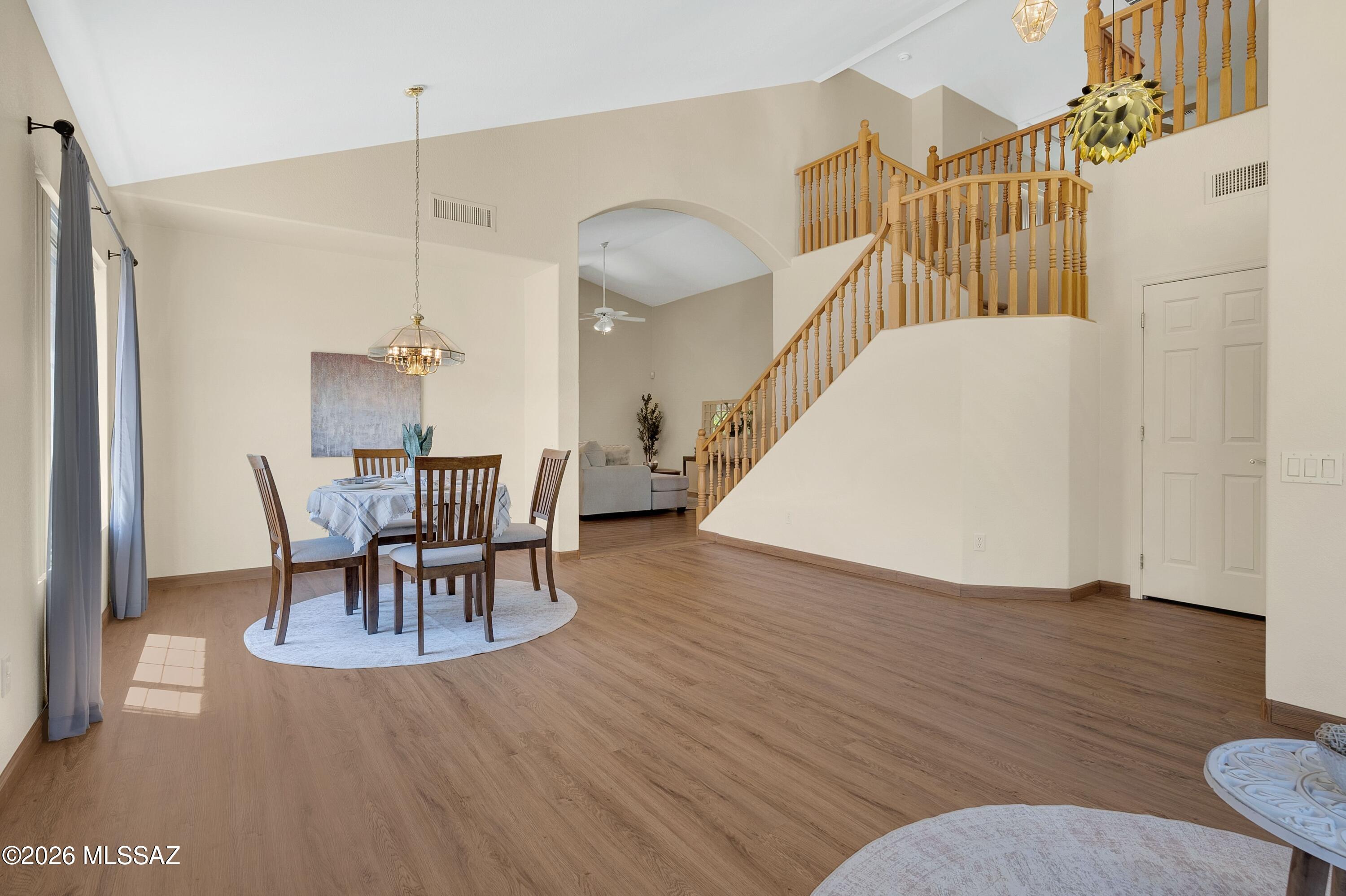 658 E Spanish Steps Drive