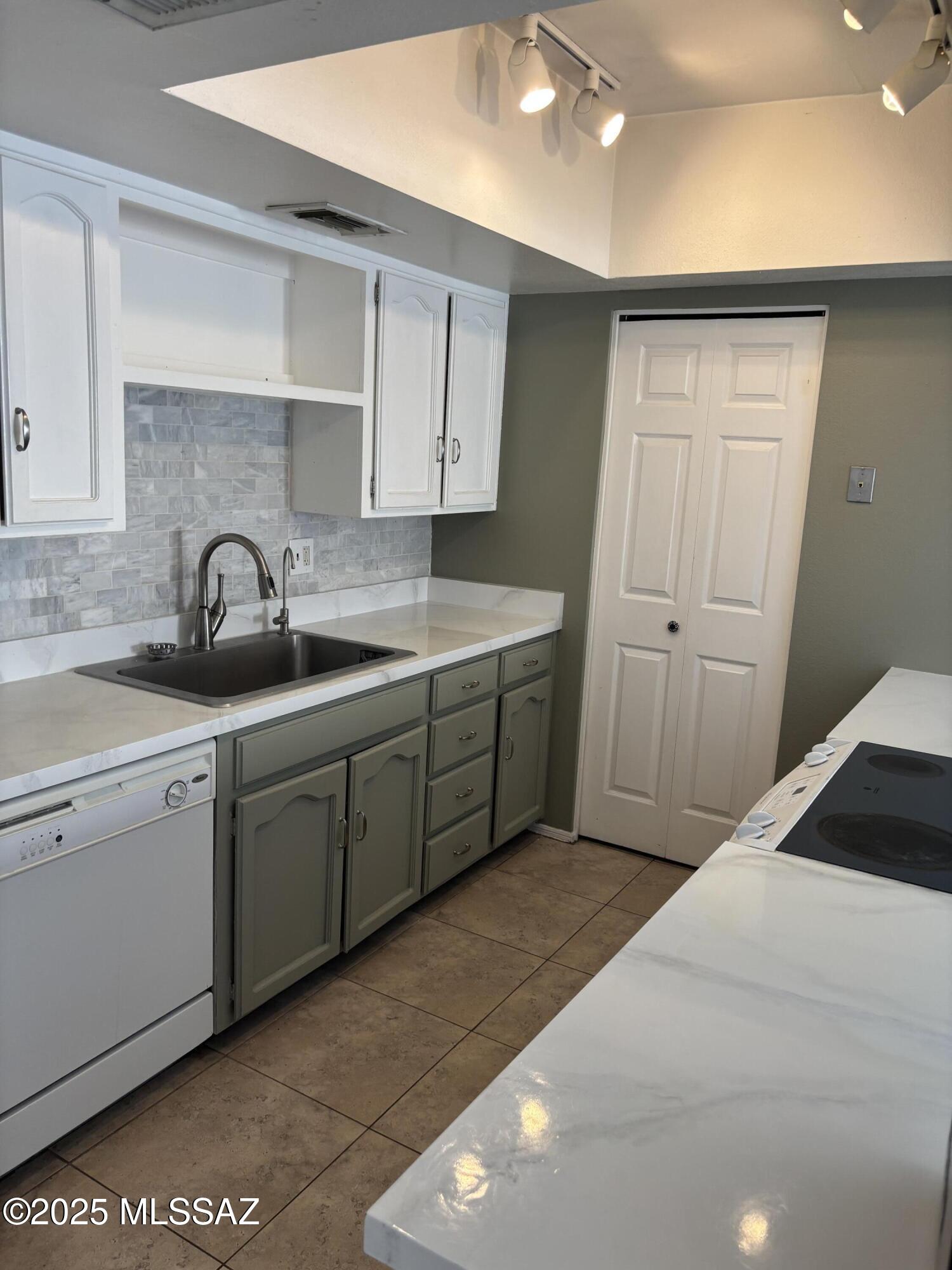 1200 E River Road A13