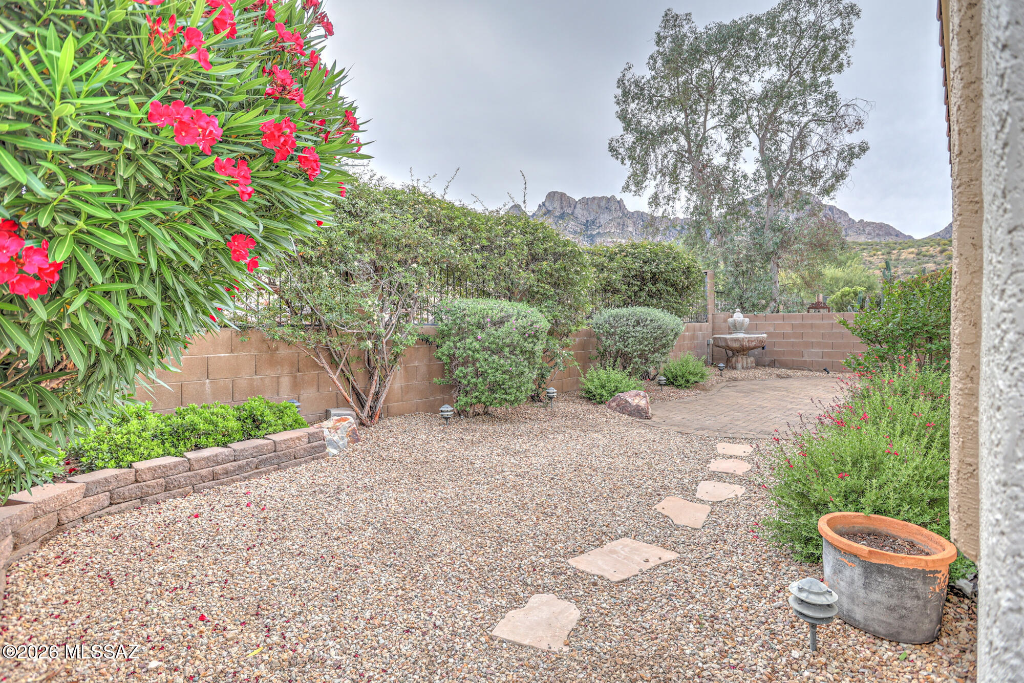 11336 N Flat Granite Drive