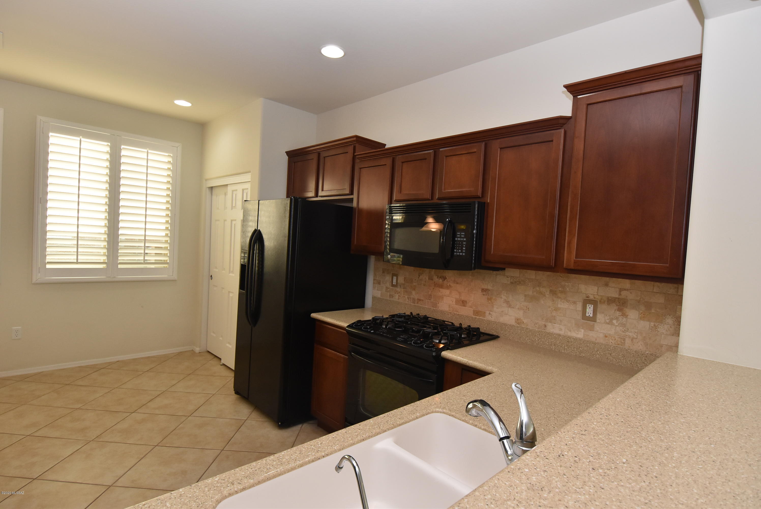Sierra Morado Unit 2 East - Residential Lease