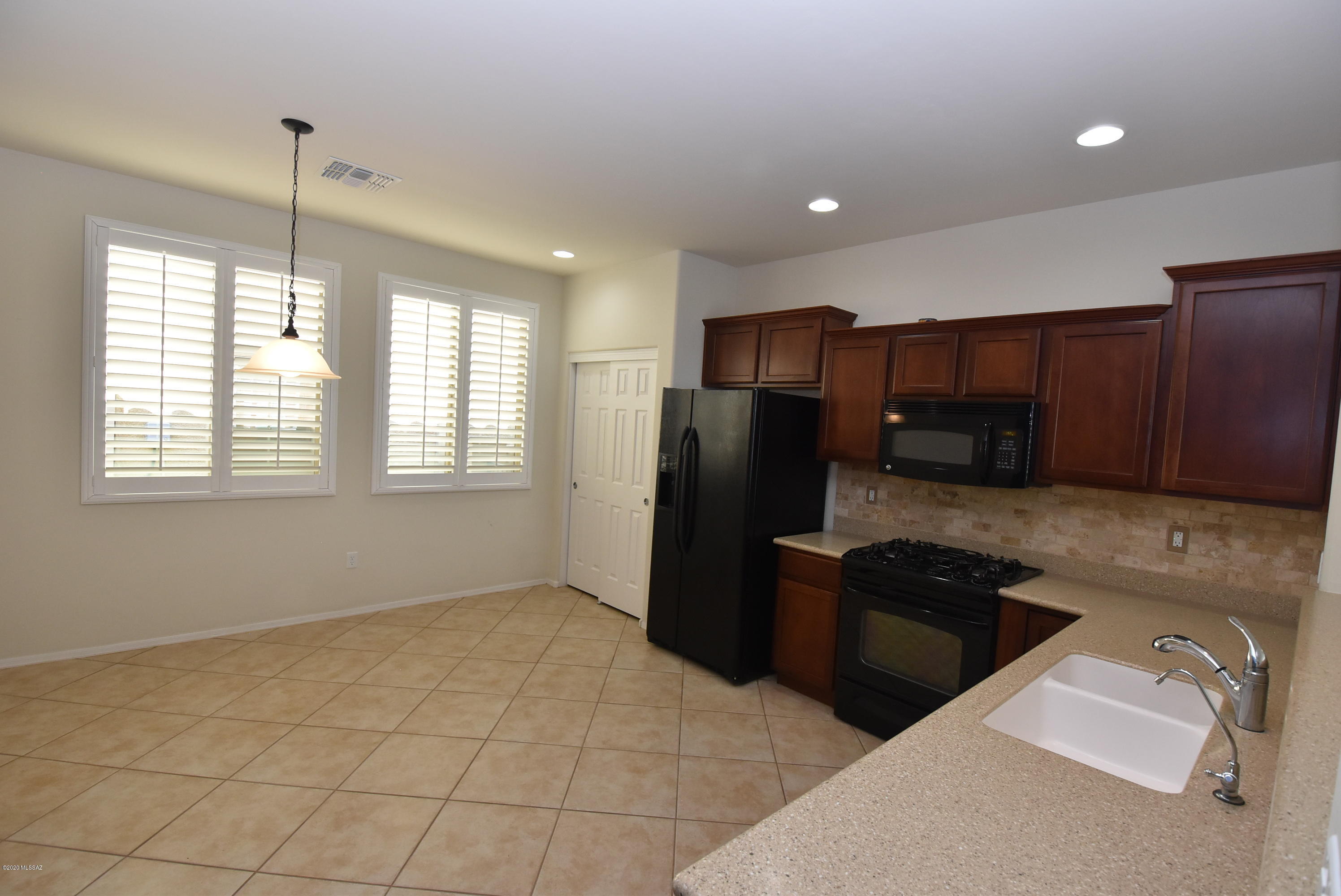 Sierra Morado Unit 2 East - Residential Lease