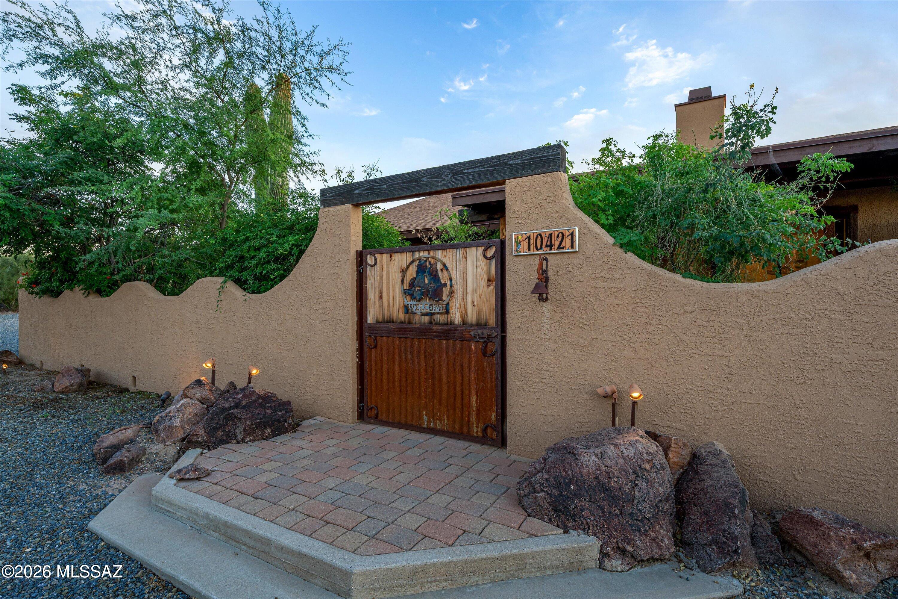 10421 N Silverbell Road