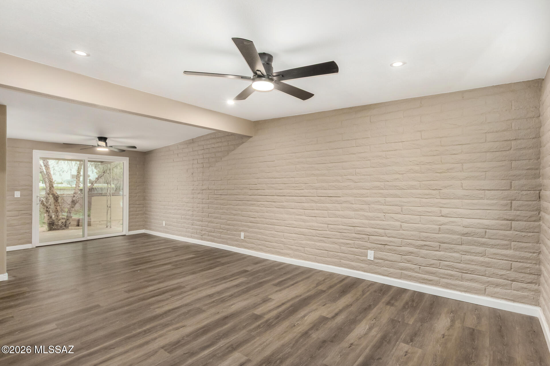 Olive Grove (1-86) - Residential Lease