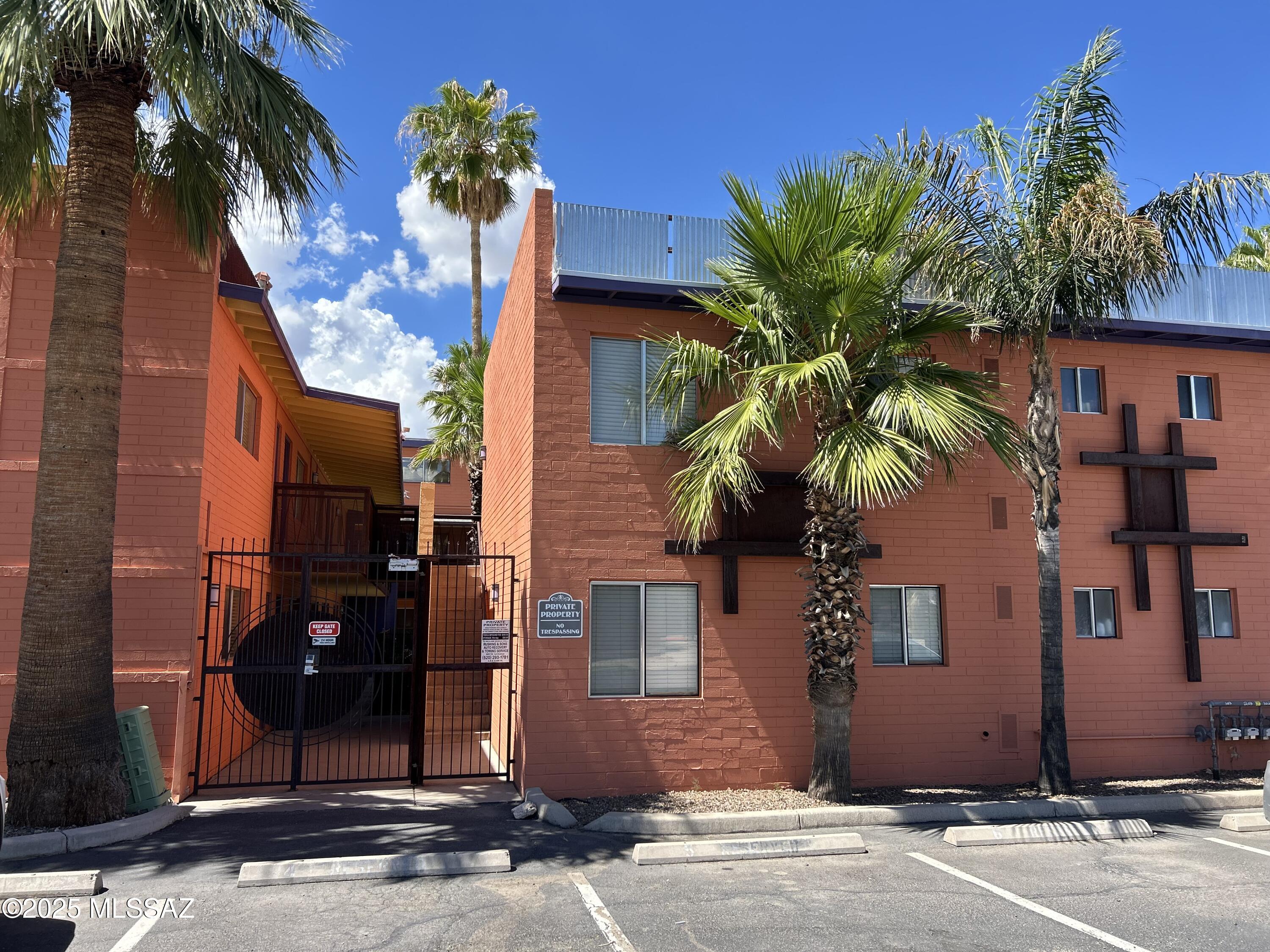 10th Street Condominiums - Residential