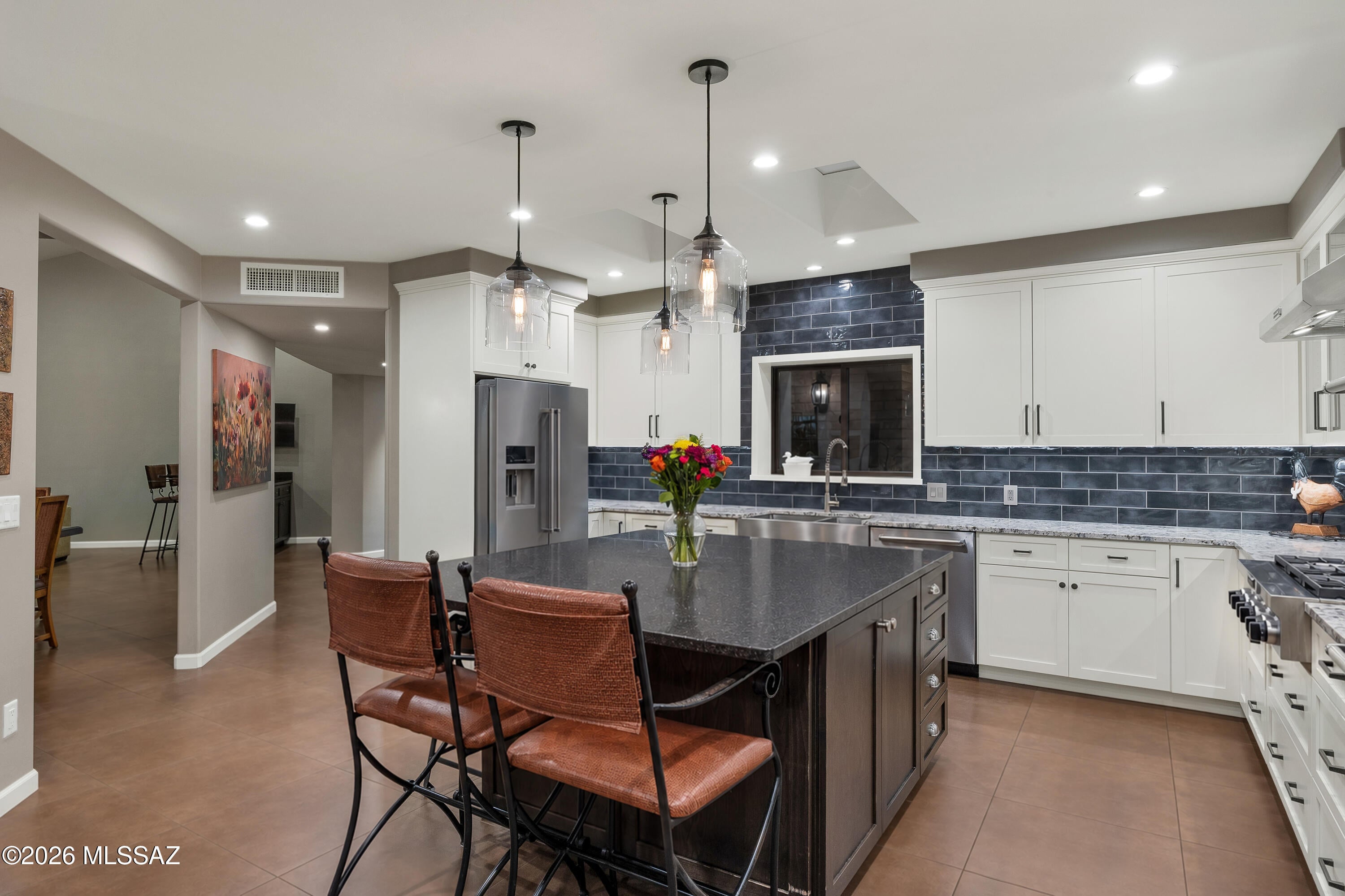 5281 N Via Velazquez