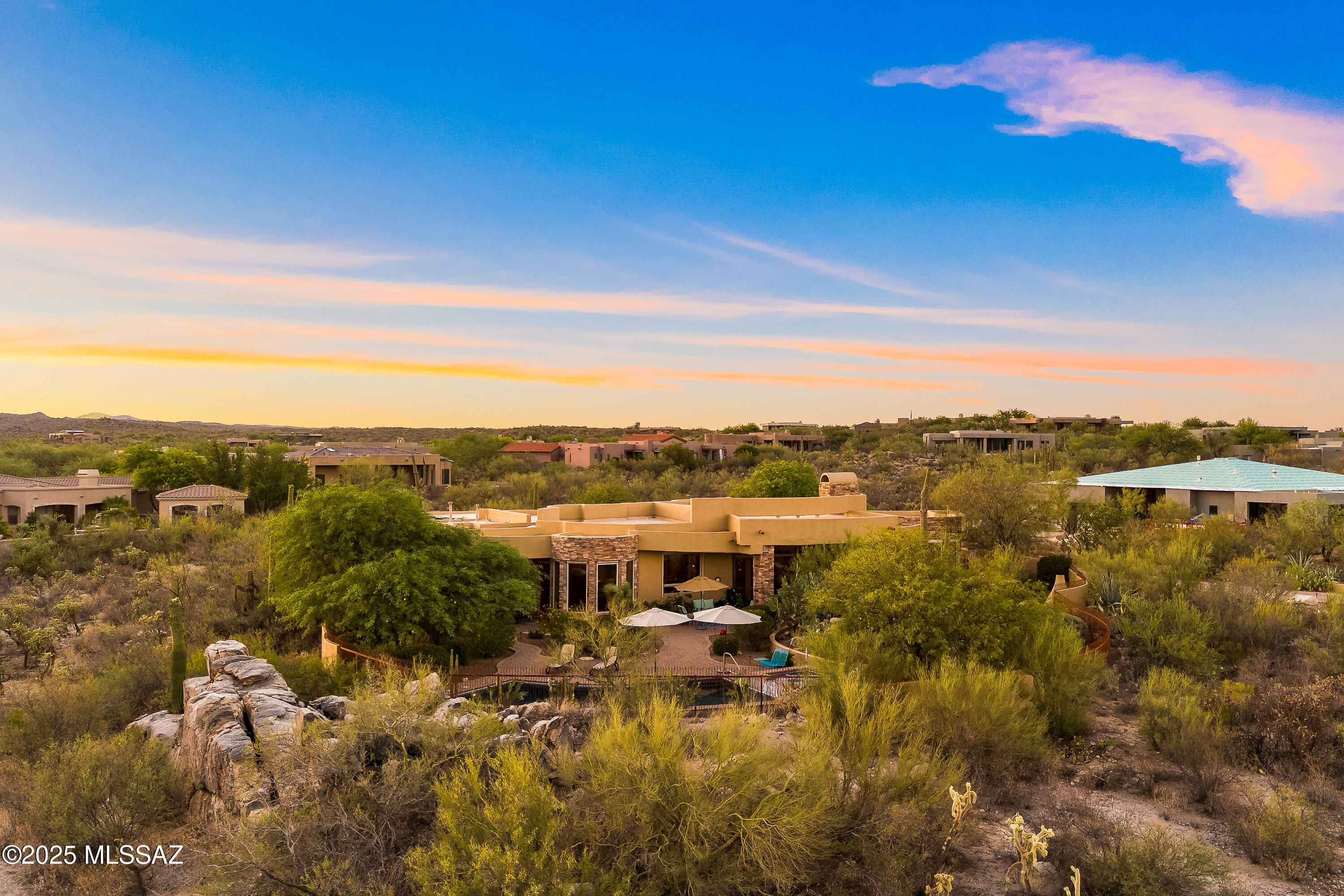 Honey Bee Ridge(The Estates At) - Residential