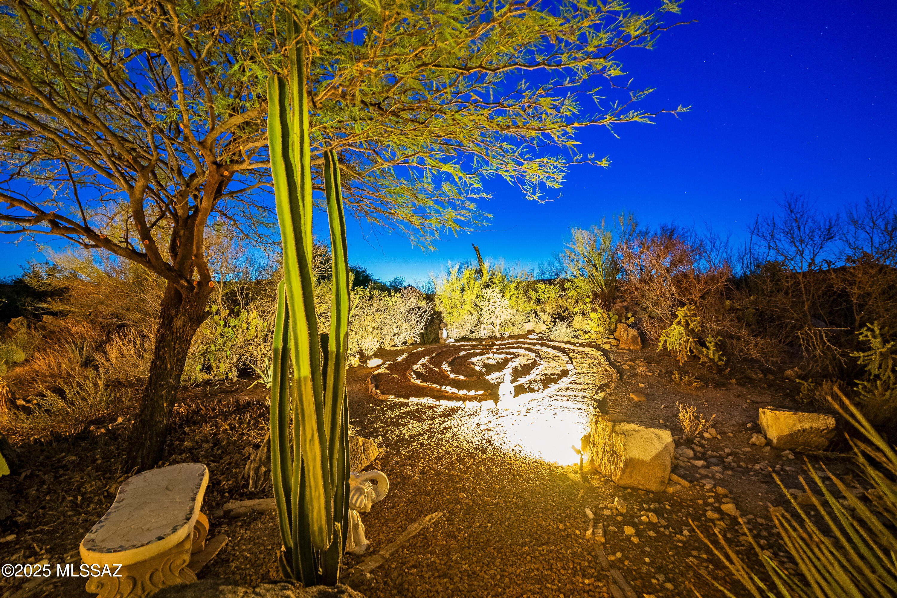 Honey Bee Ridge(The Estates At) - Residential