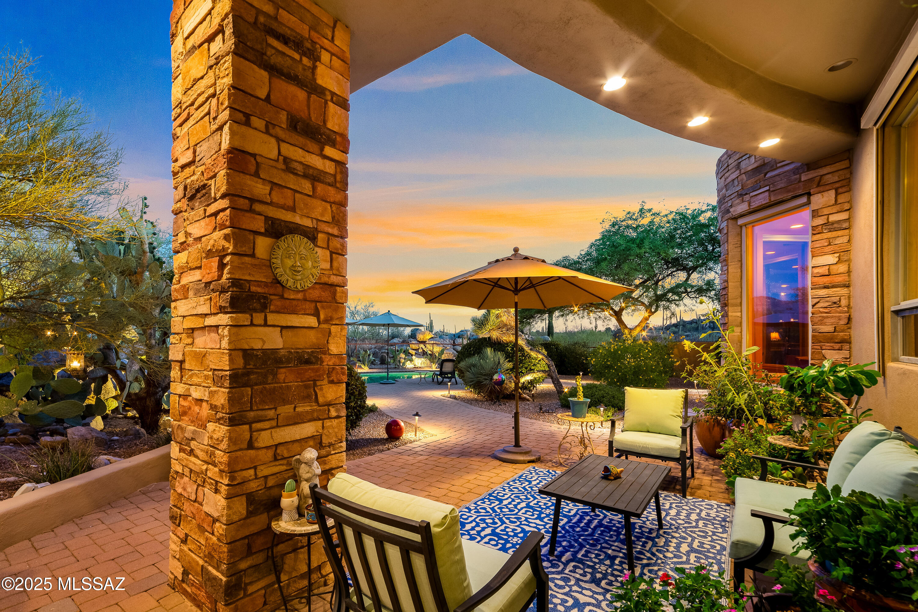 Honey Bee Ridge(The Estates At) - Residential