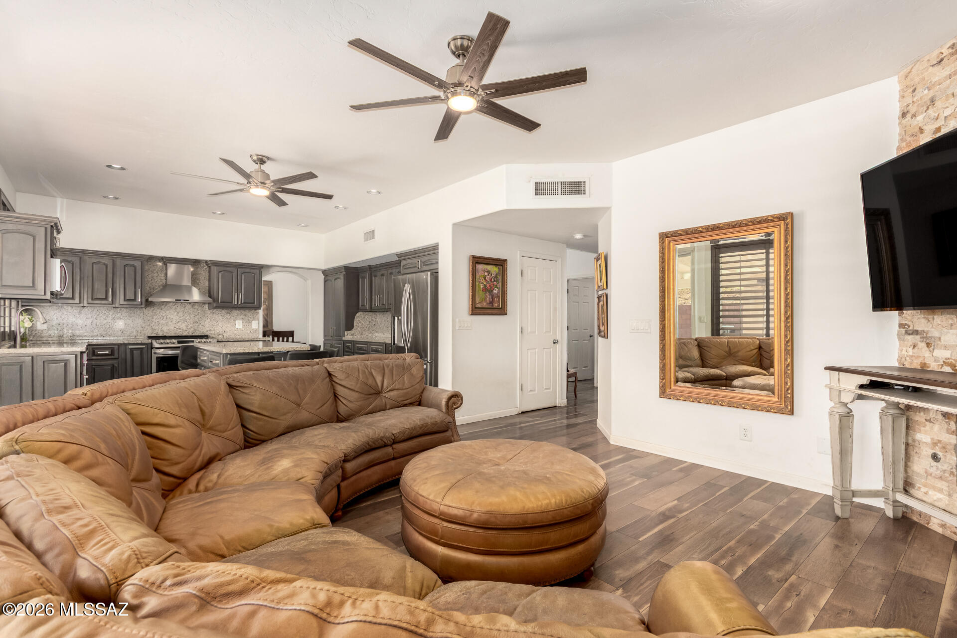 Bella Vista - Residential