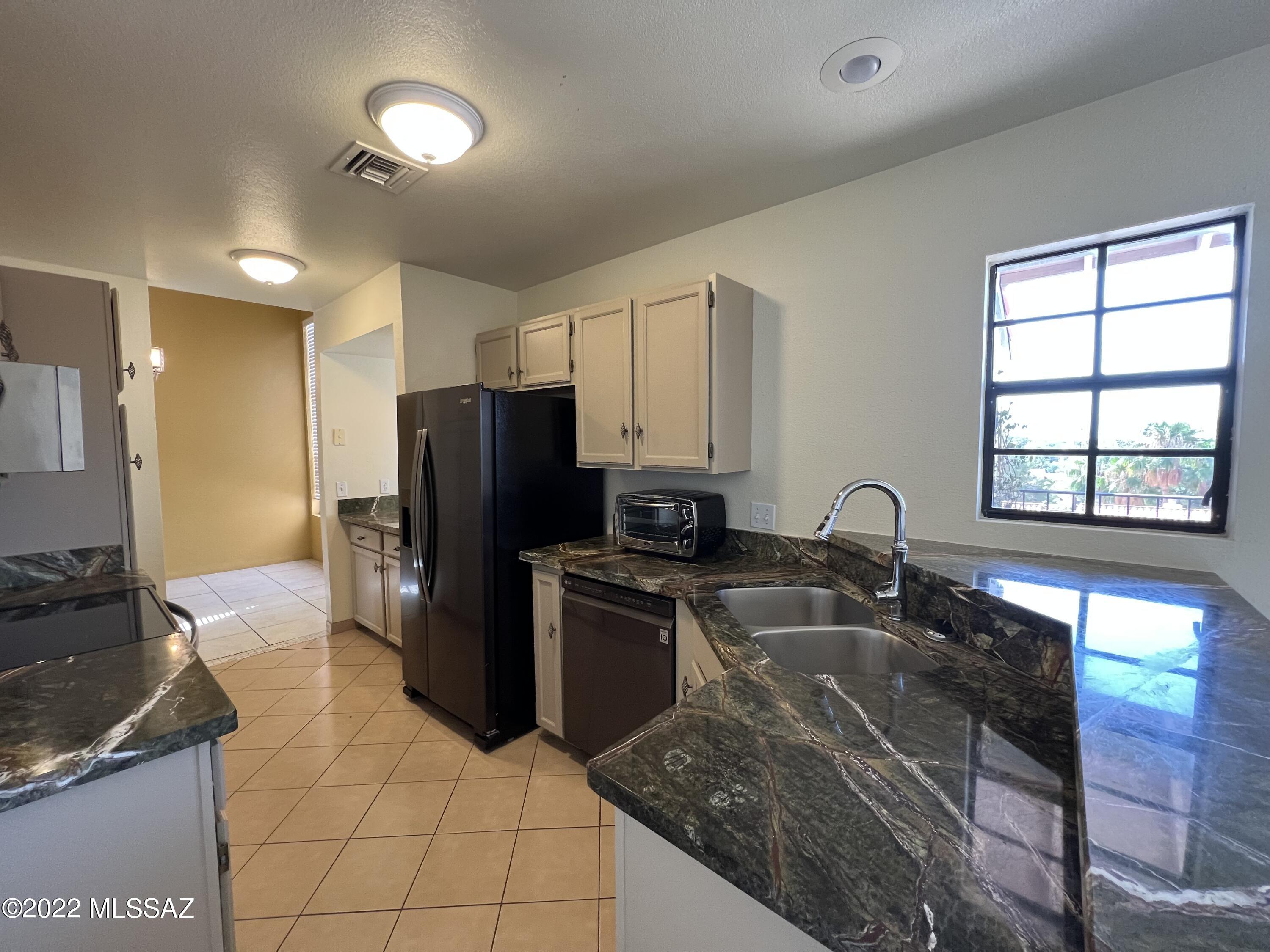 Tierra Catalina Condominium (1-120) - Residential Lease
