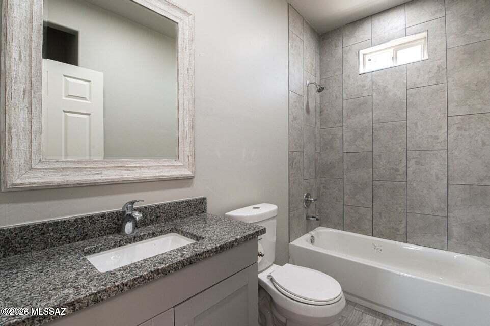 New Tucson Unit NO. 4 (1-203) - Residential