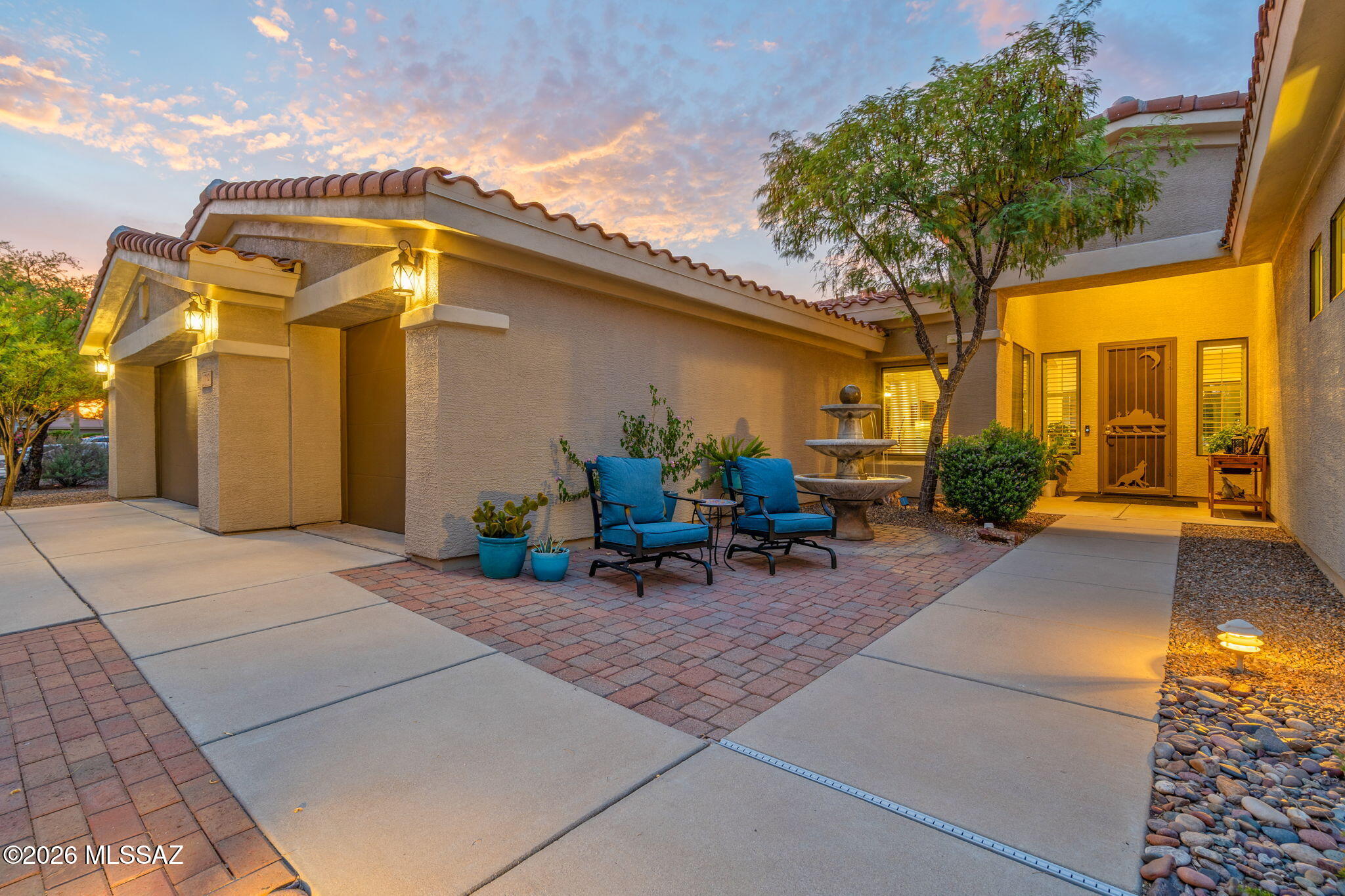 1712 W Copper Sky Drive