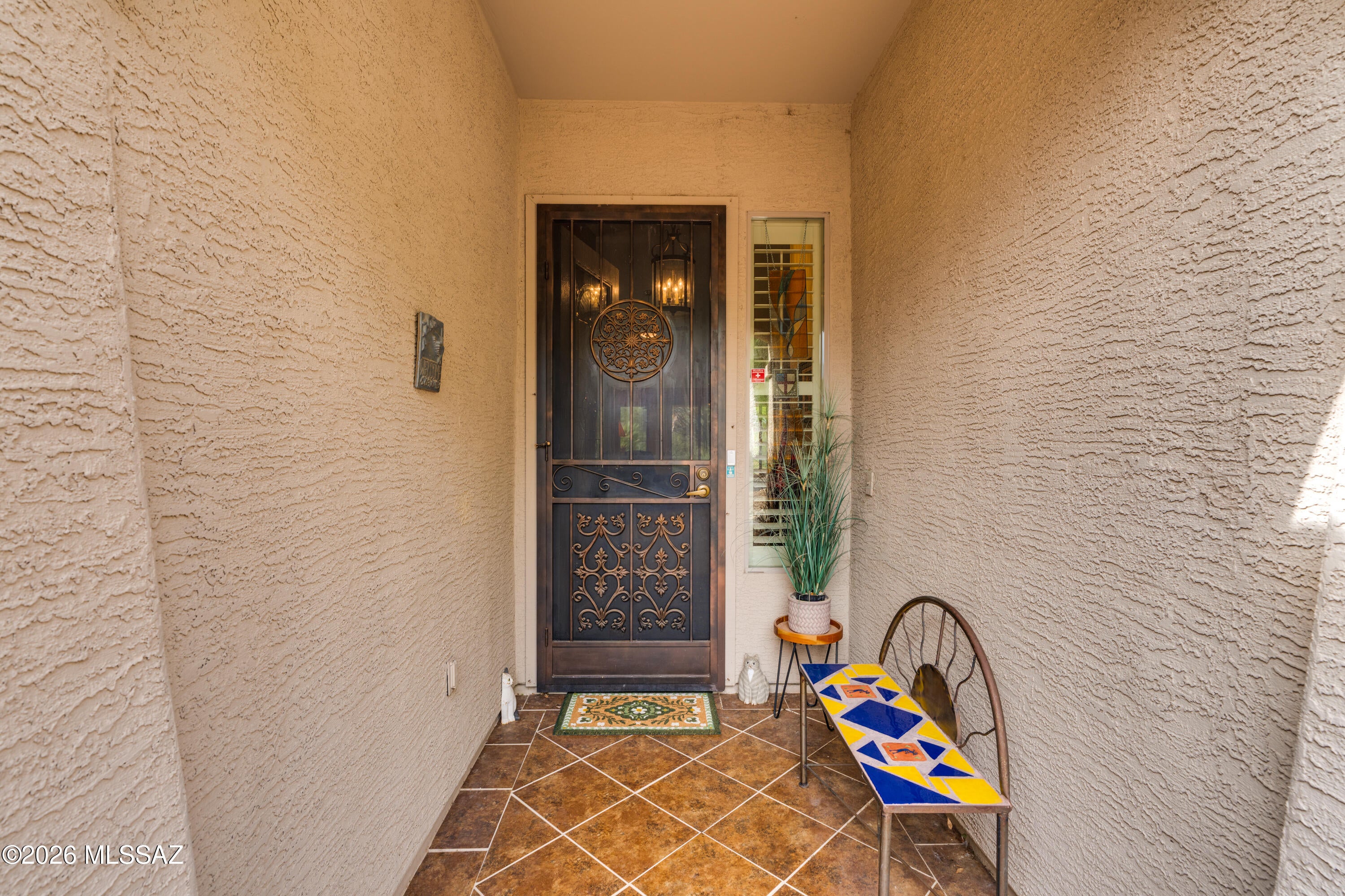 1952 E Wintergreen Drive
