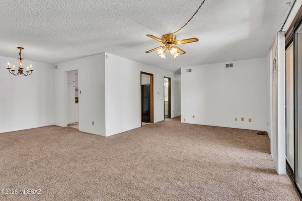 6352 N BARCELONA LN UNIT 106, TUCSON, AZ 85704 - Image eaa831ea9f10f3385d67a9cdb5b1b1a7/3404086640