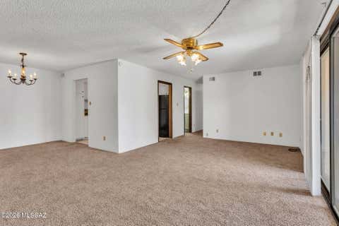 Photo of 6352 N Barcelona Lane #106, Tucson, AZ 85704 (MLS # 22614879)