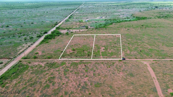 ADDRESS PRIVATE, PEARCE, AZ 85625 - Image eab1e5534616d3ad6f3bcd3e9edf5af6/1136558162
