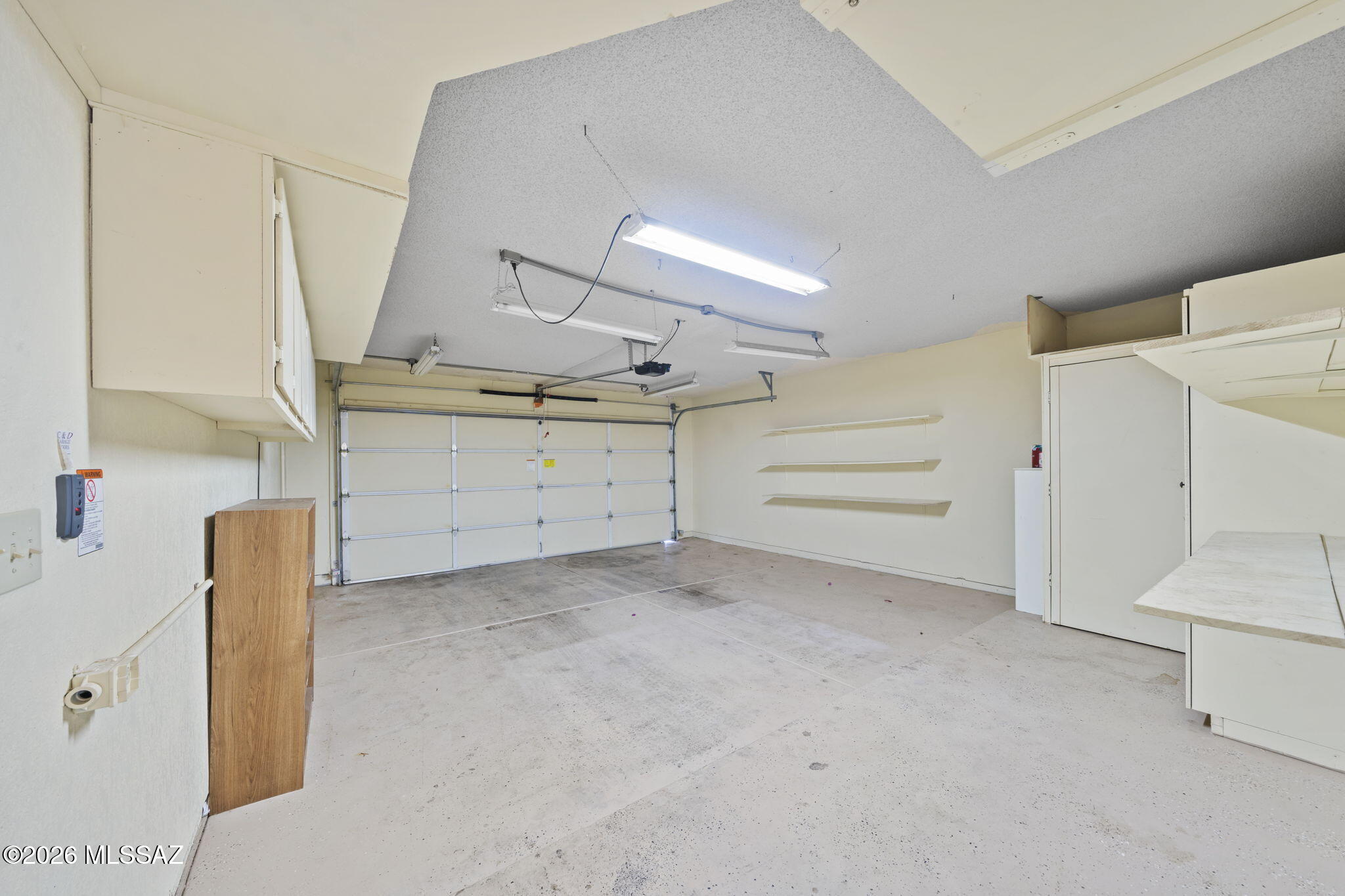 La Canada Village I (1-28) - Residential