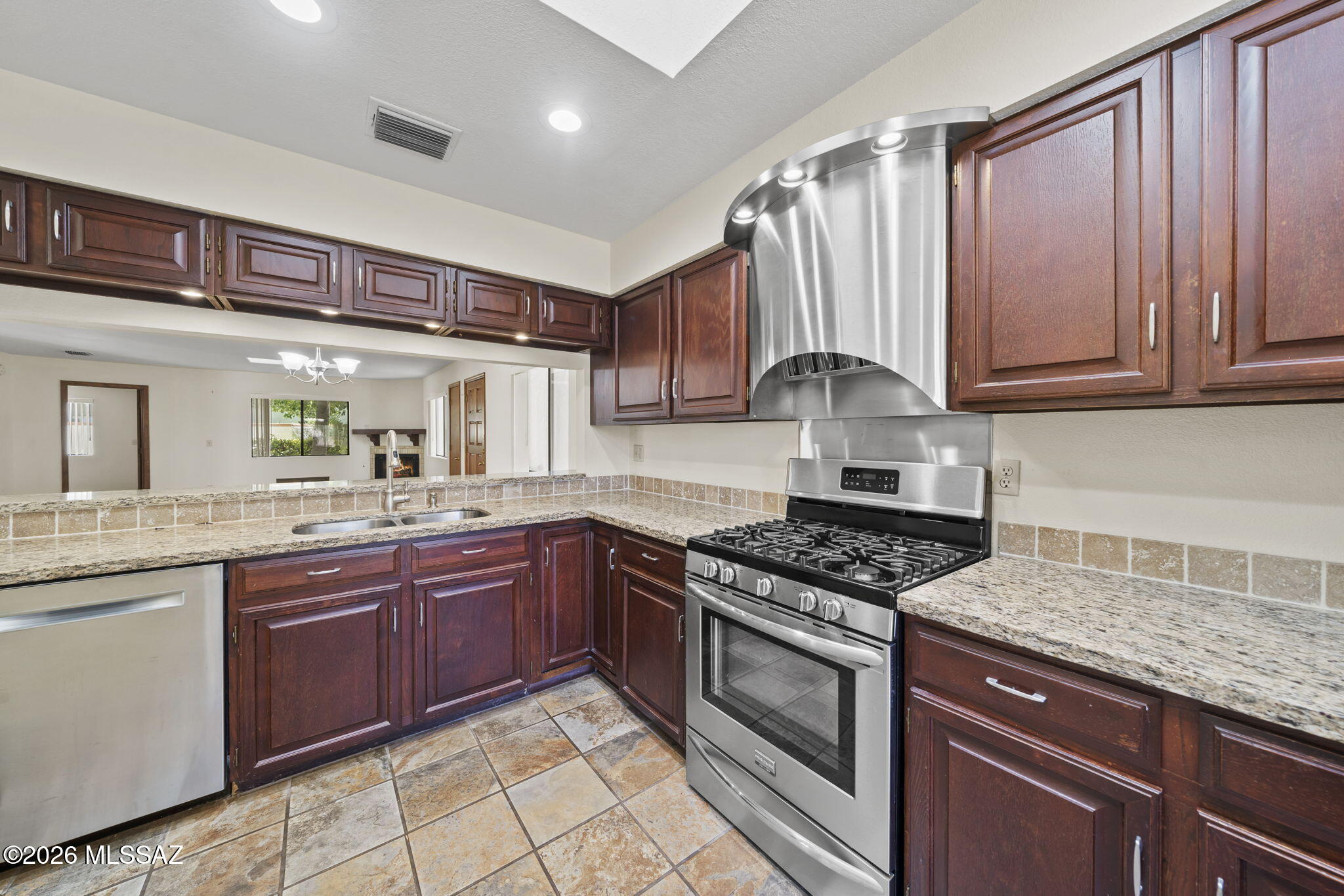 La Canada Village I (1-28) - Residential