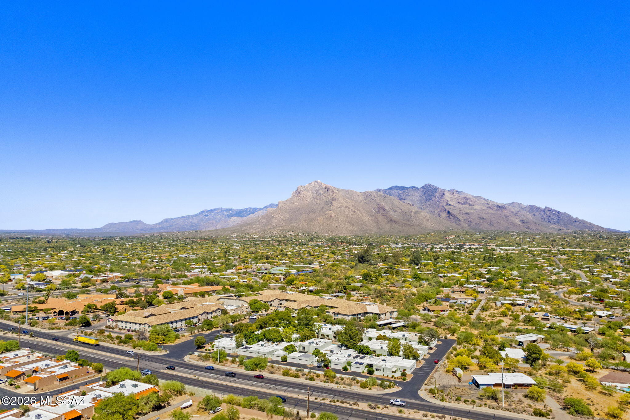 La Canada Village I (1-28) - Residential