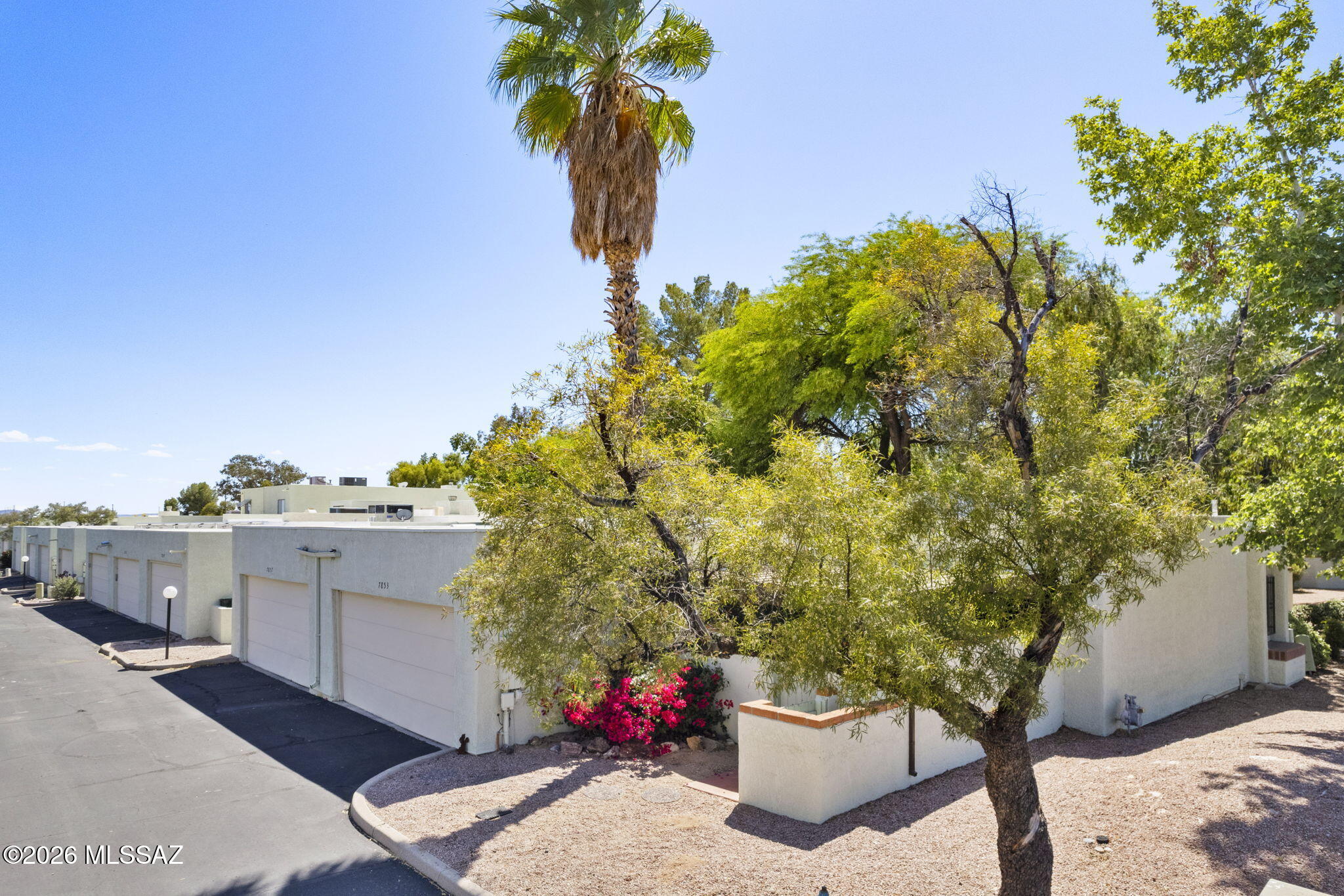 La Canada Village I (1-28) - Residential