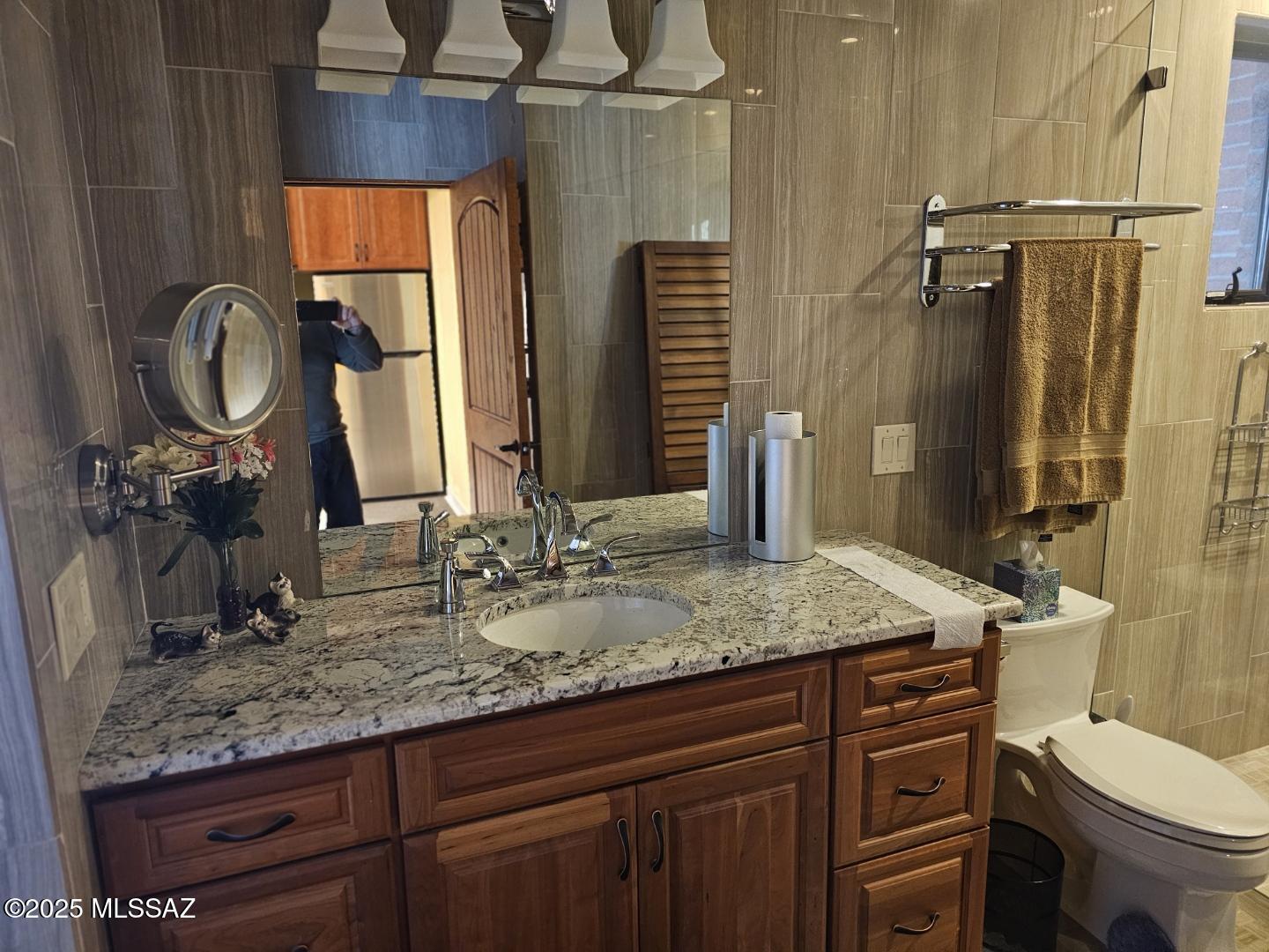 Casas Adobes Est 3b Resub - Residential Lease
