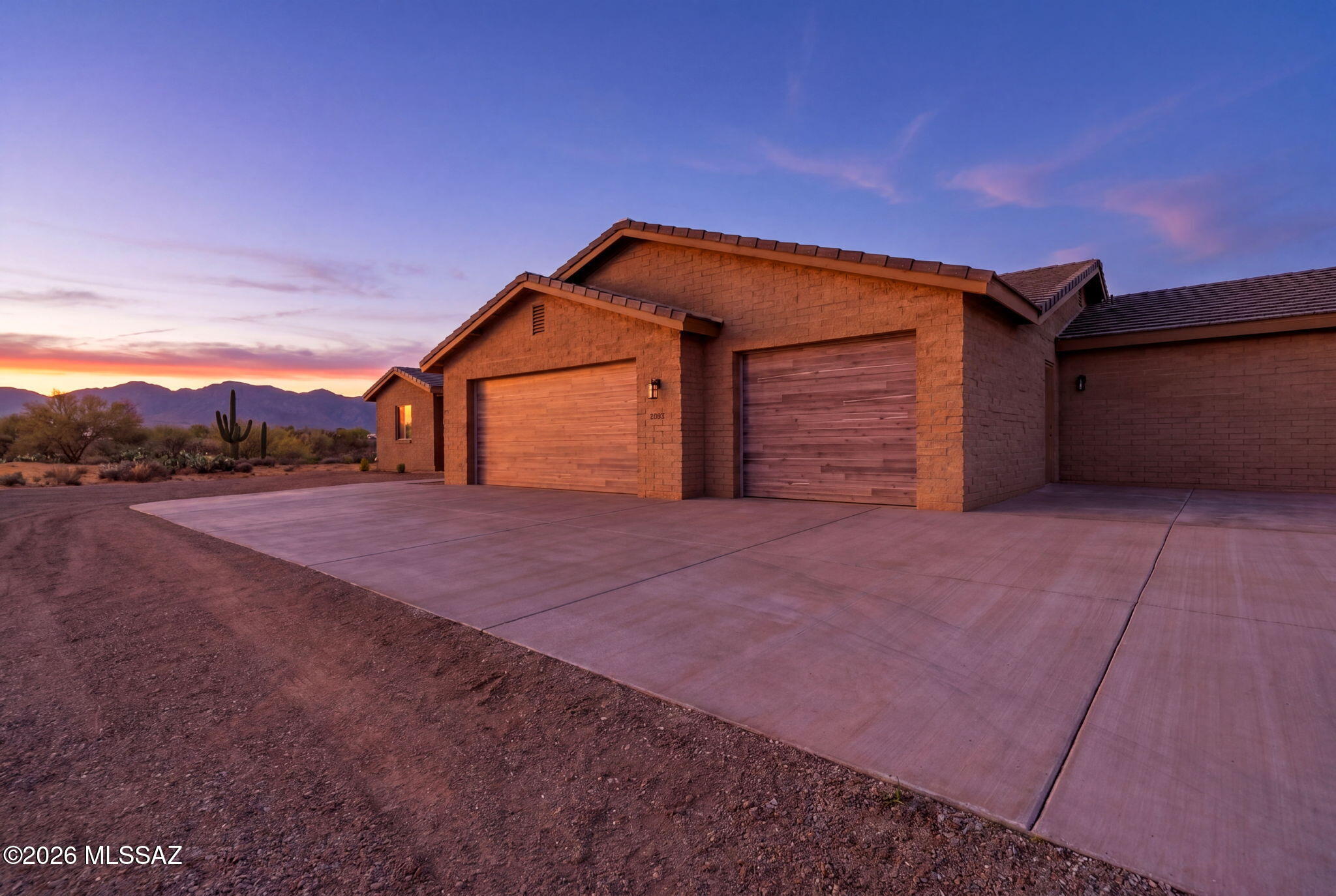 3855 W Camino Del Norte W