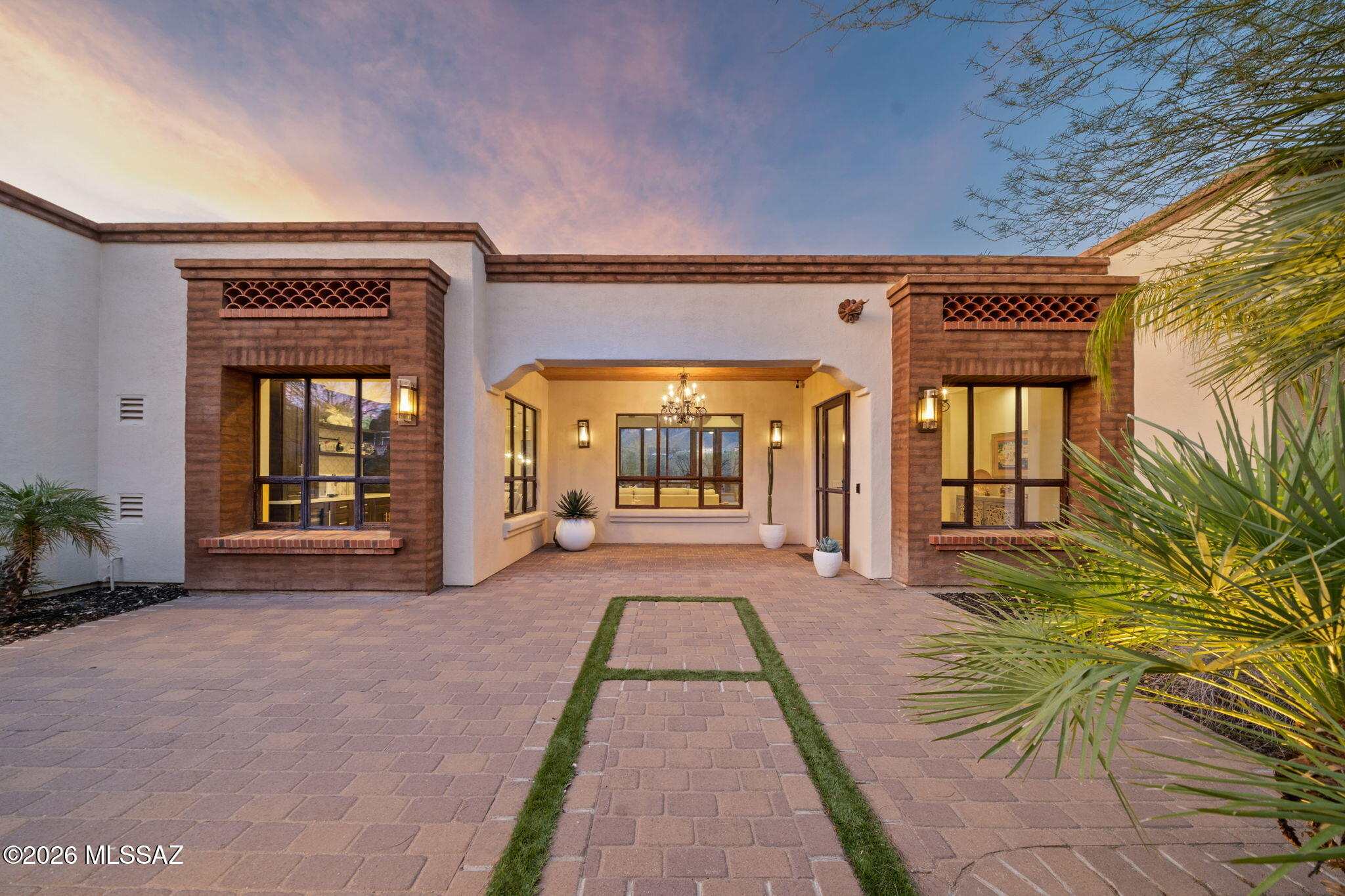 5414 N Placita Gato Montes