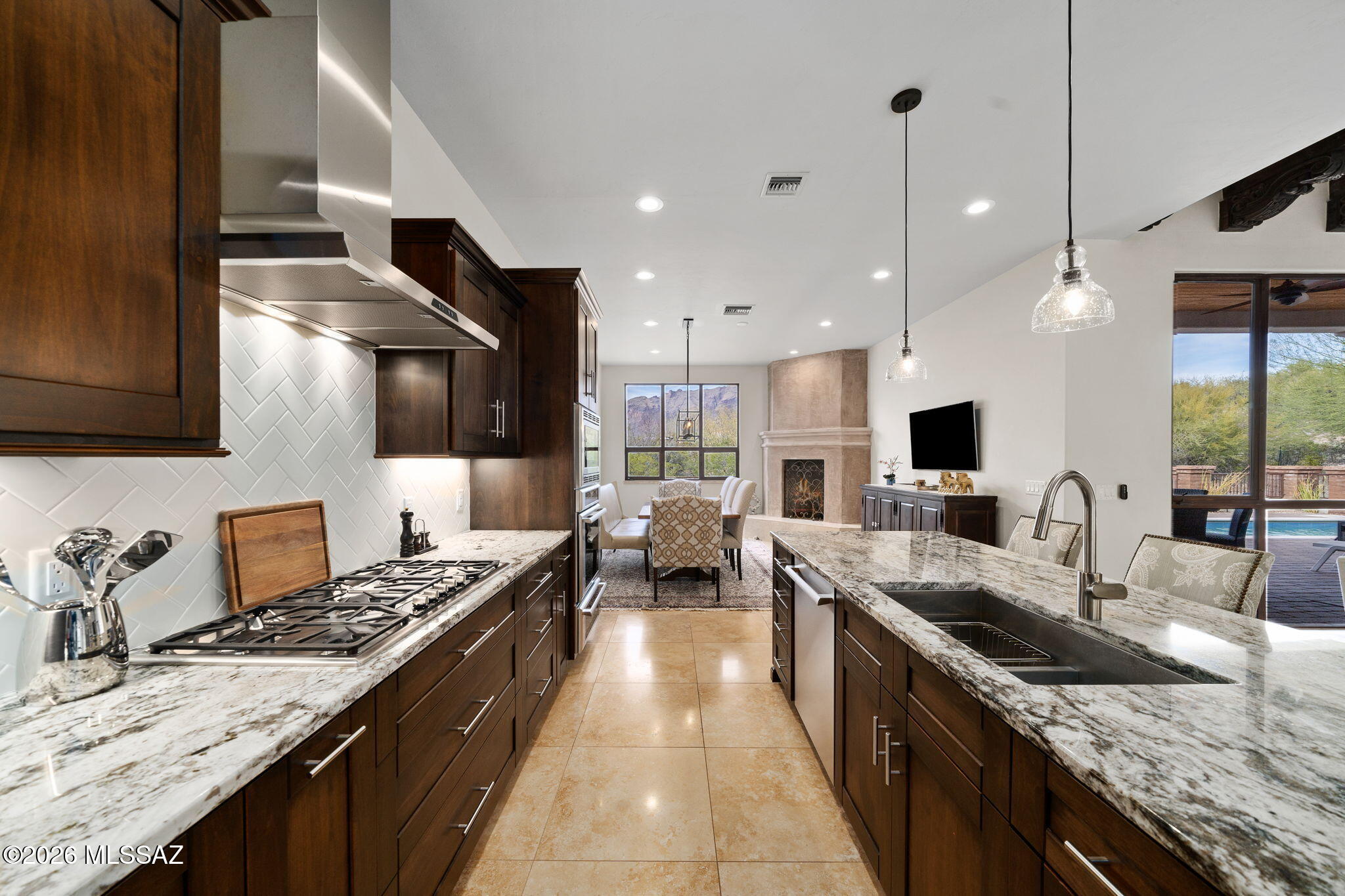 5414 N Placita Gato Montes