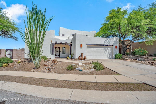 765 S SHADOWTREE PL, TUCSON, AZ 85748 - Image eb68a358818ee00bfbecfaa6a9cca8de/320646950