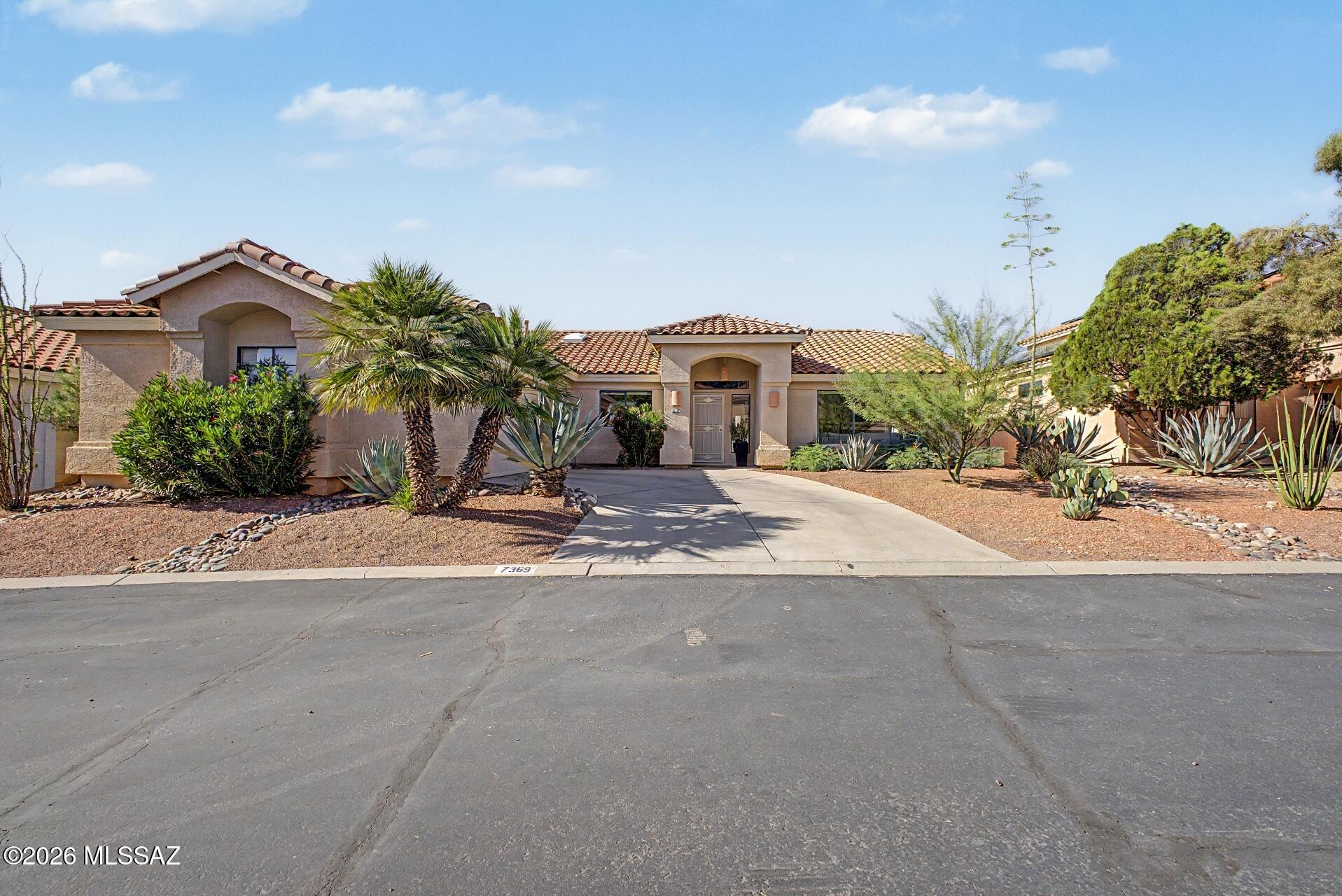 7369 E Riverbank Loop