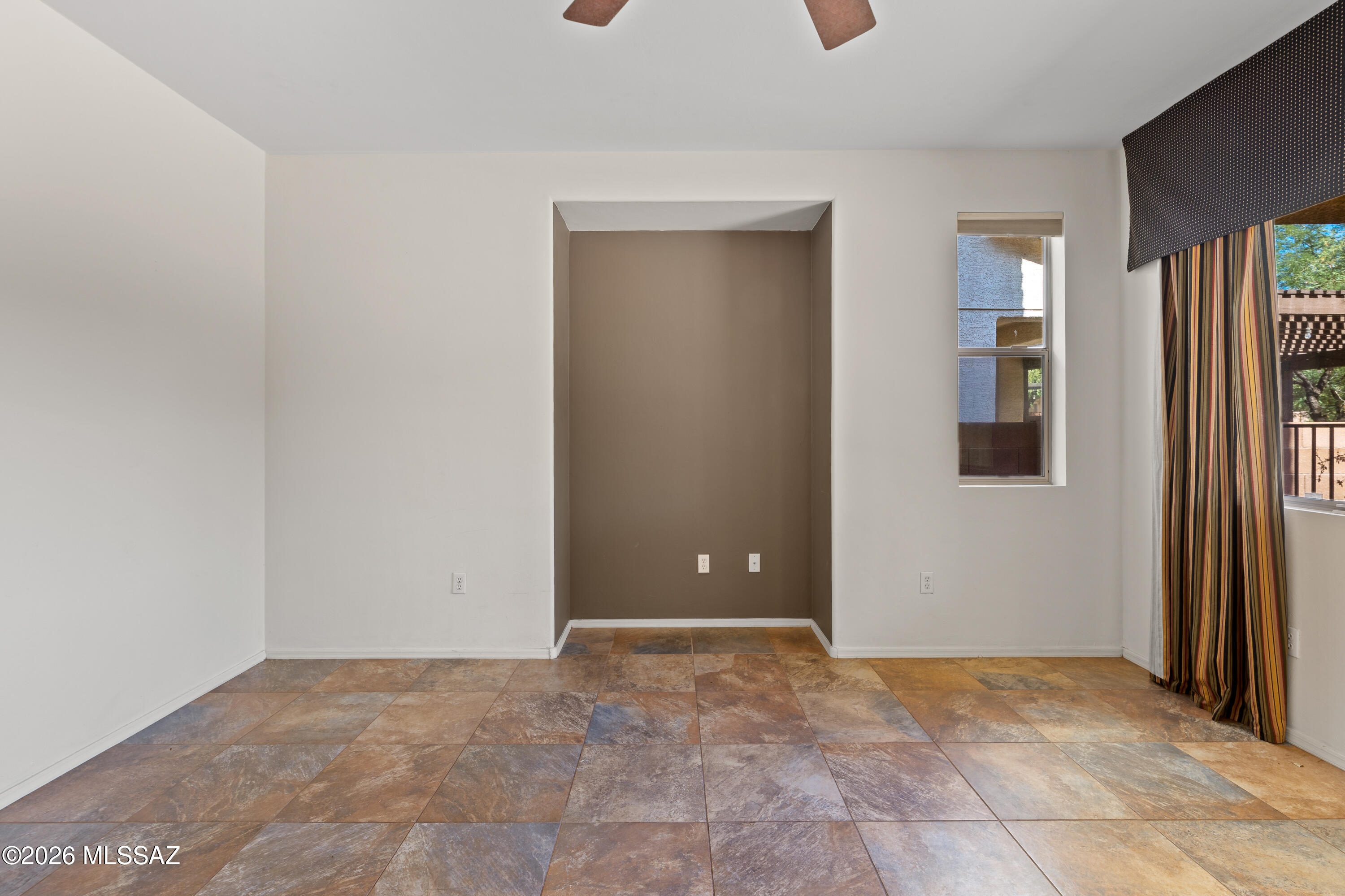 Paseo del Rio - Residential