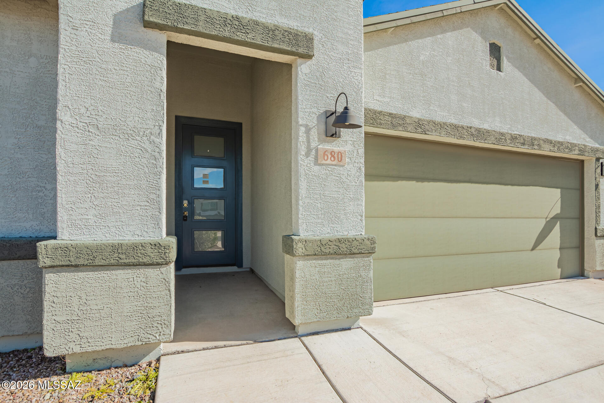 680 W Lexington Street