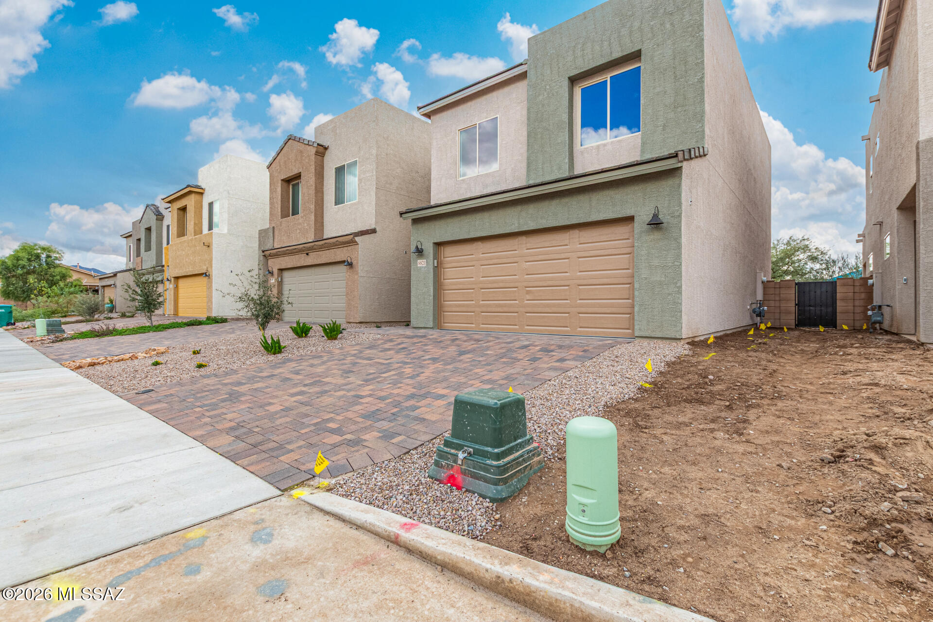 Sierra Pointe - Residential