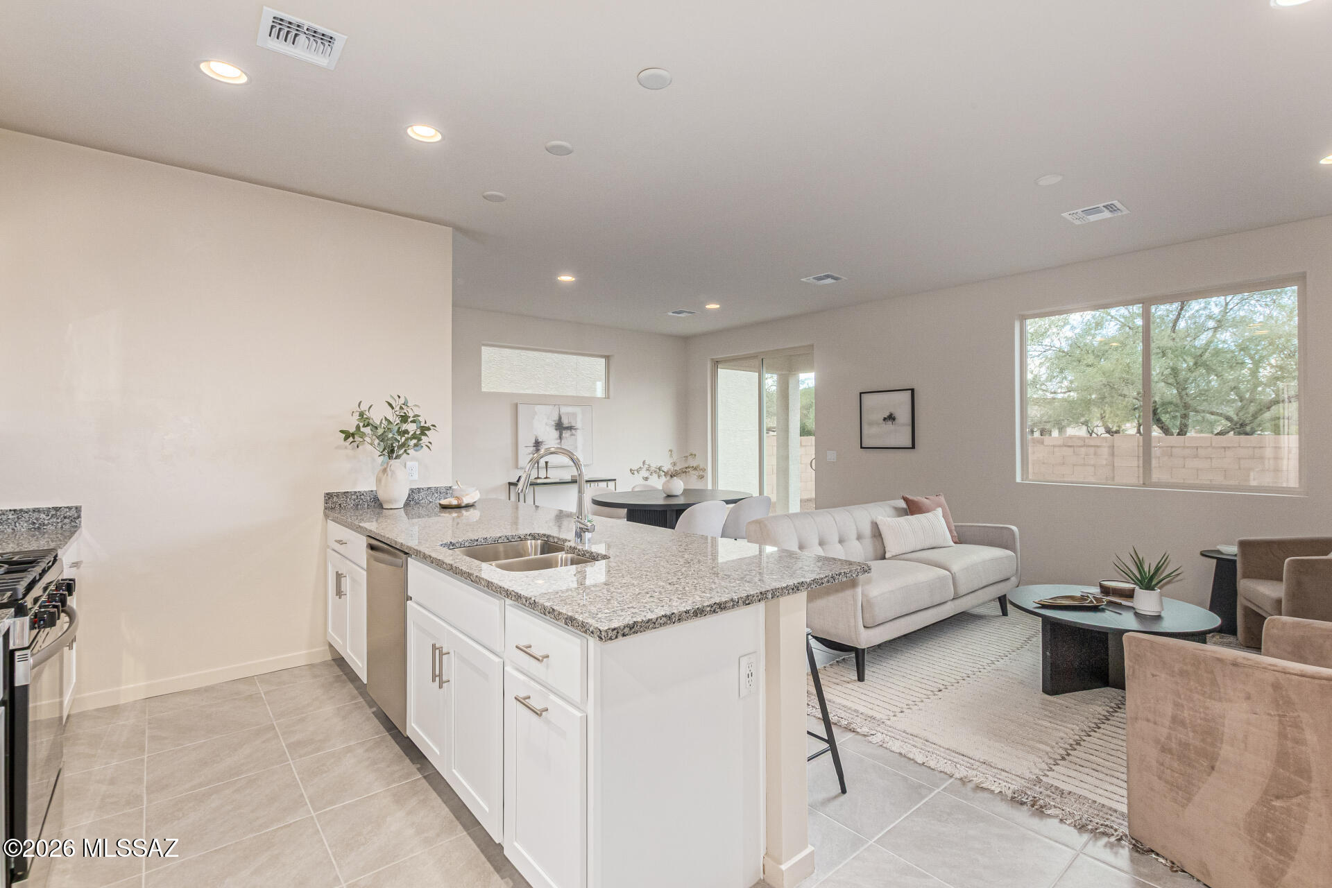 Sierra Pointe - Residential