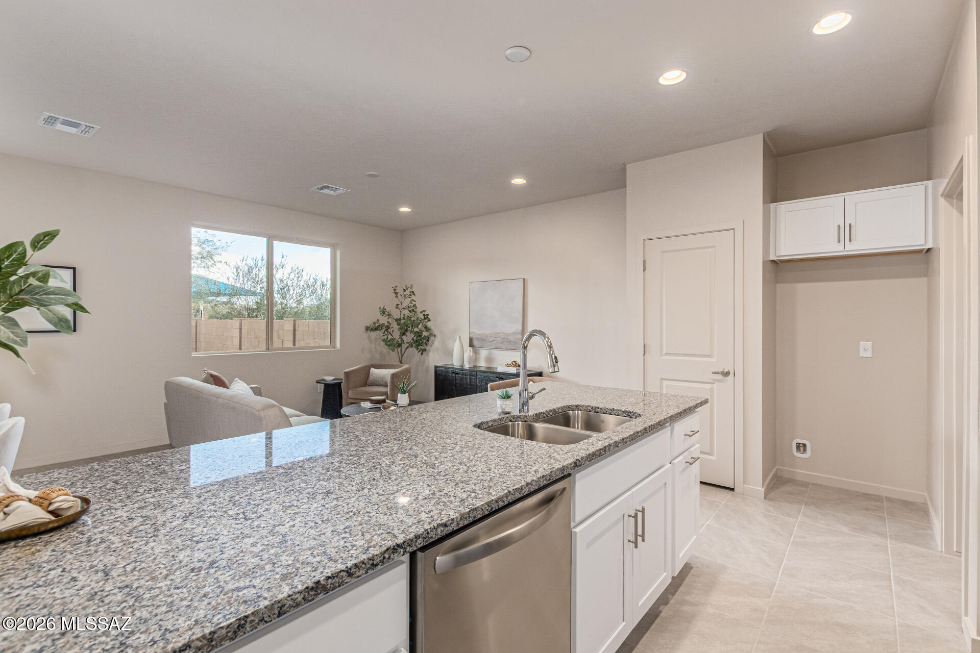 Sierra Pointe - Residential