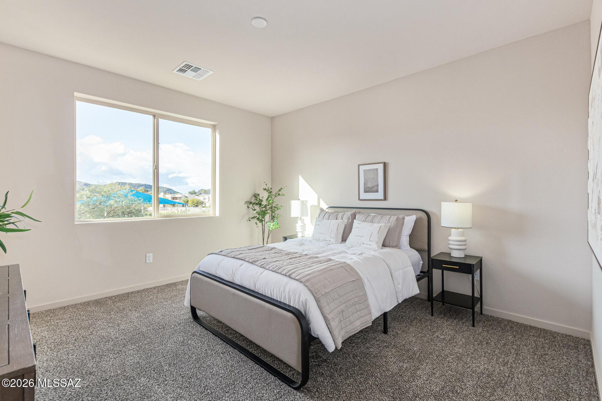 Sierra Pointe - Residential