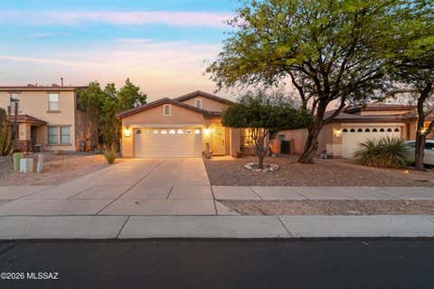 Photo of 12970 N Yellow Orchid Drive, Oro Valley, AZ 85755 (MLS # 22619409)