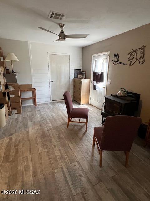 1205 E Christmas Tree Lane