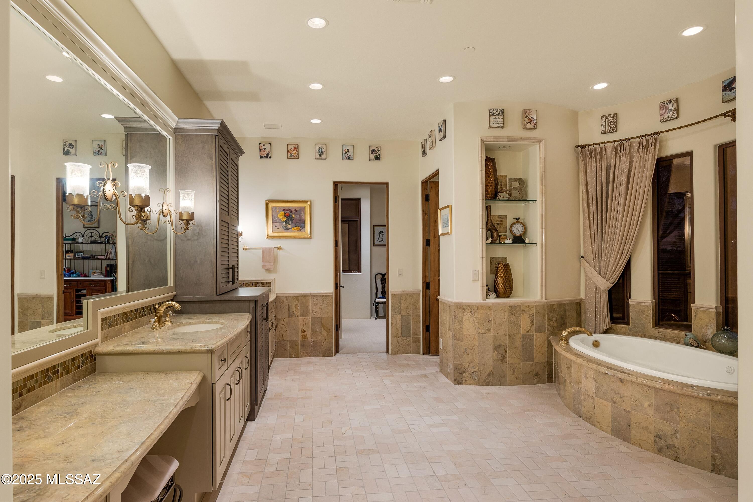 Dove Mountain Resort (1-153) - Residential