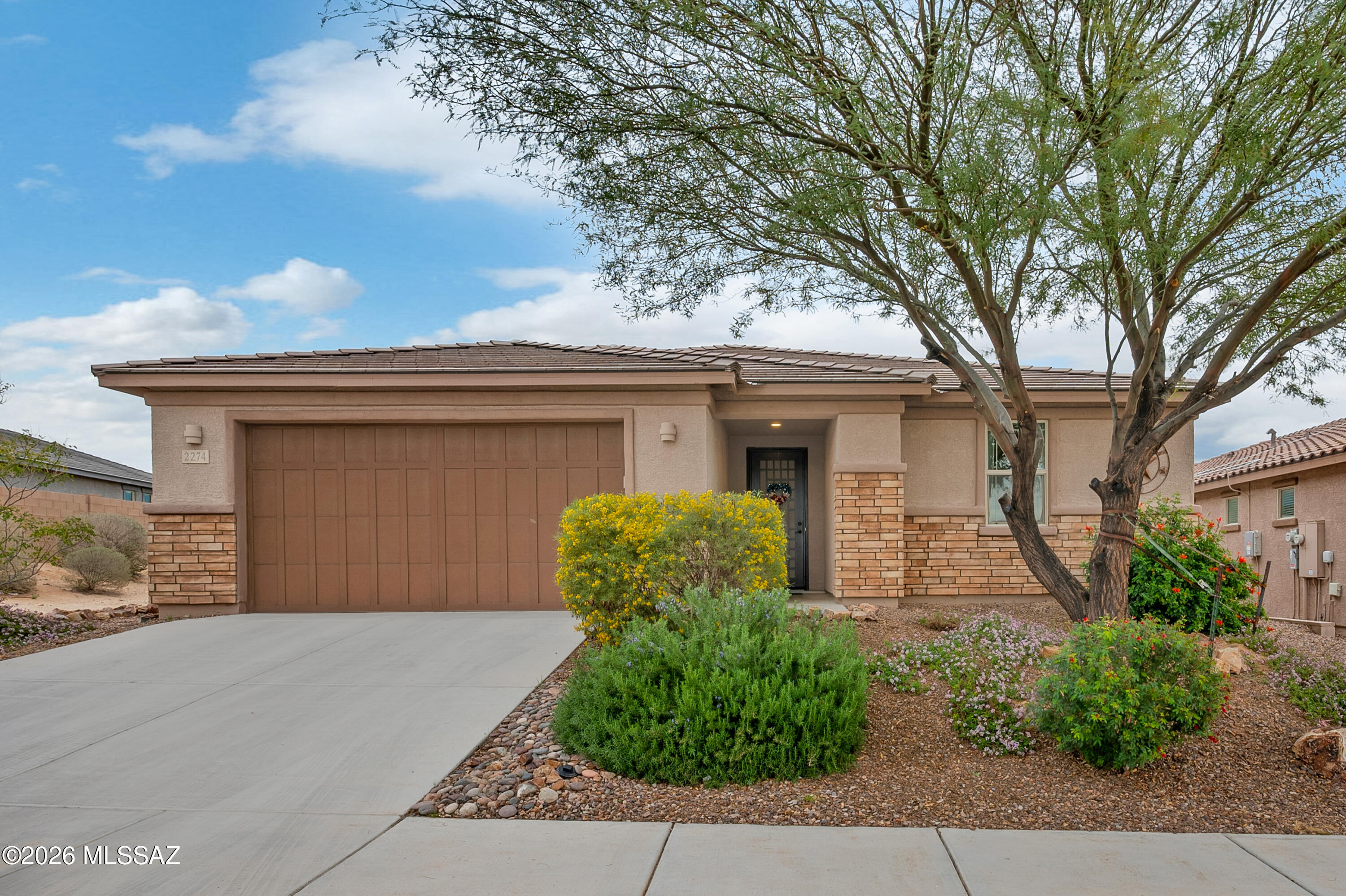 2274 W Azure Creek Loop