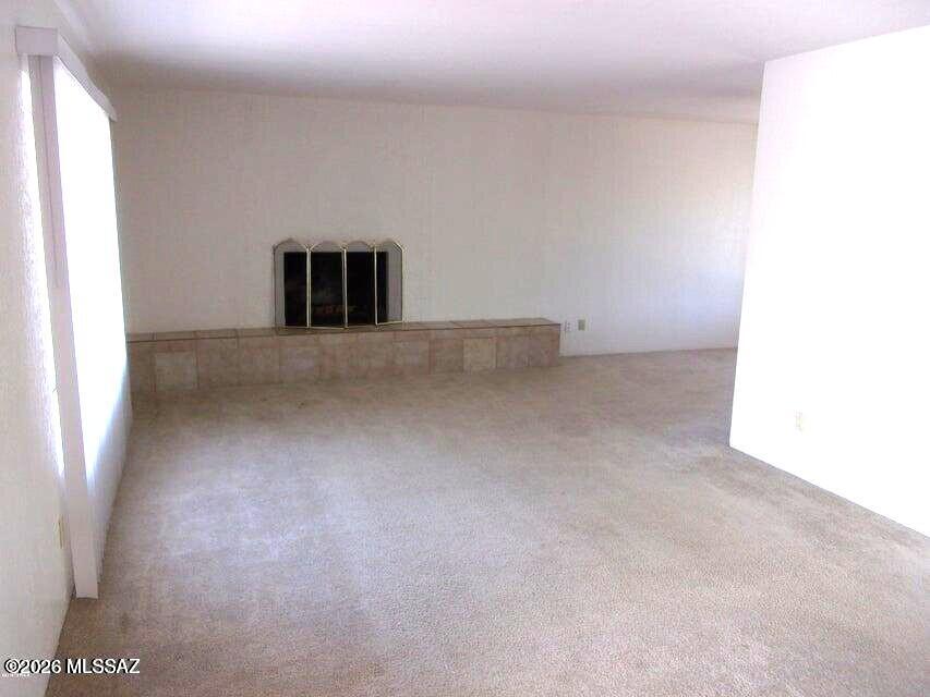 5025 N Placita Cholula