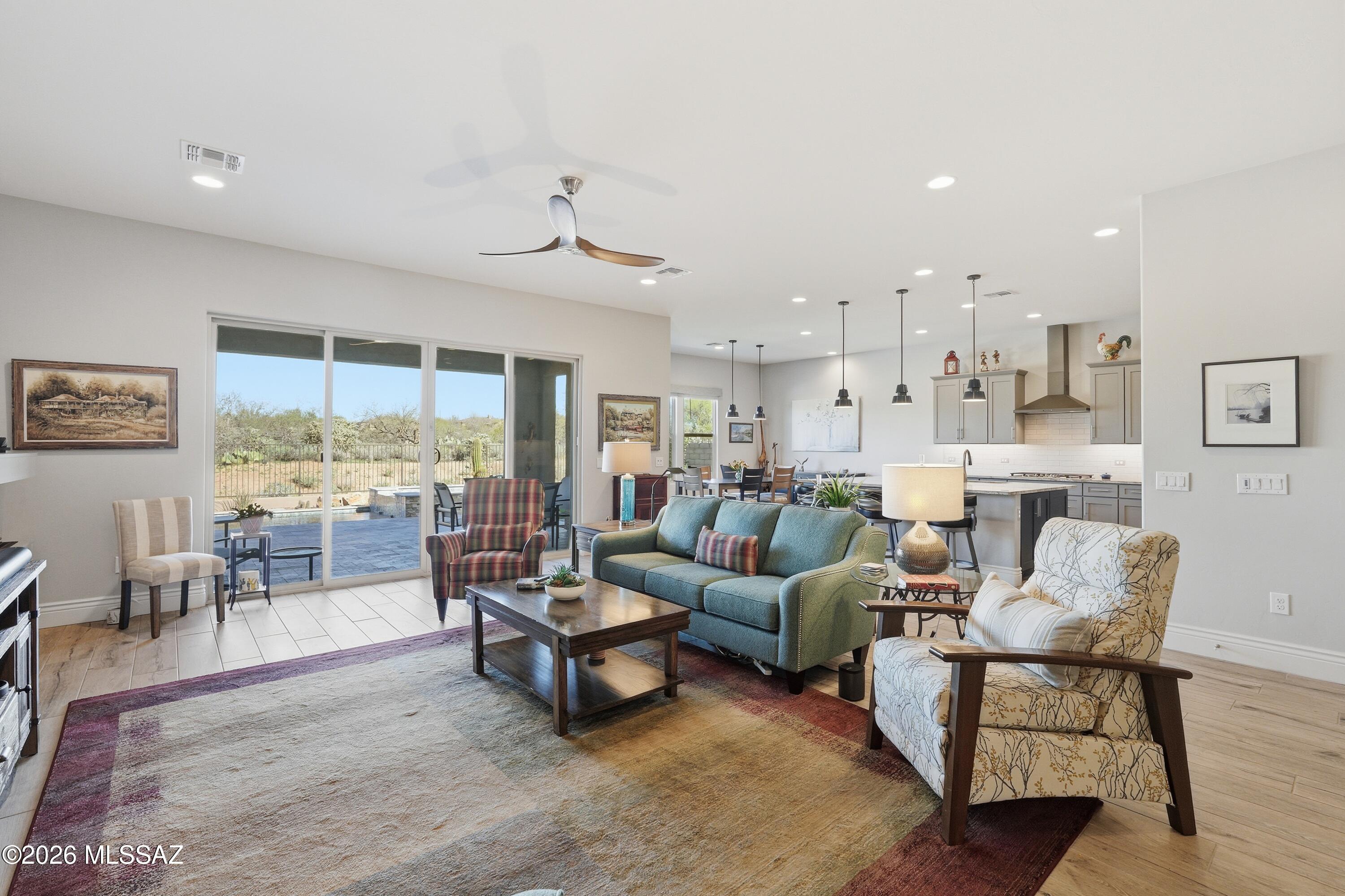 360 W Saguaro Arm Trail