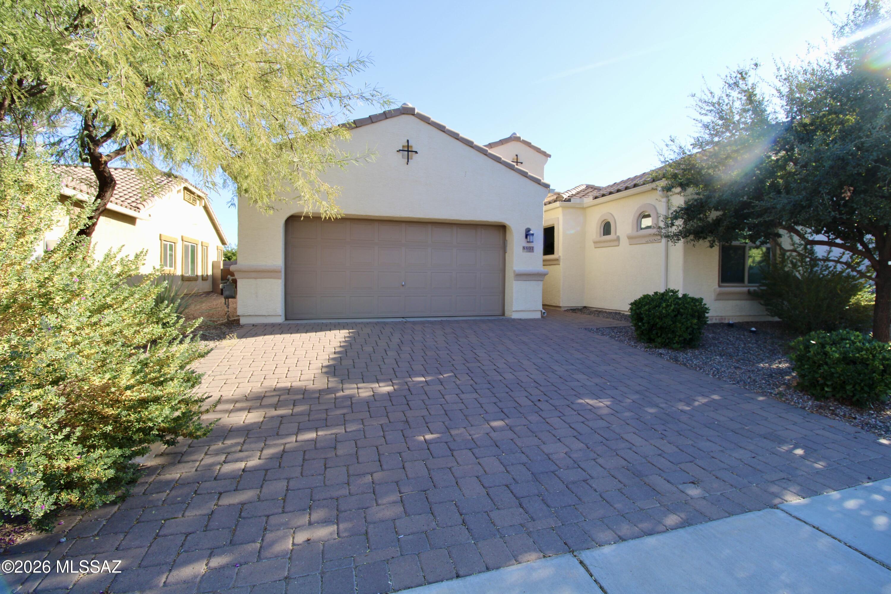 Saguaro Bloom Block 8B - Residential Lease