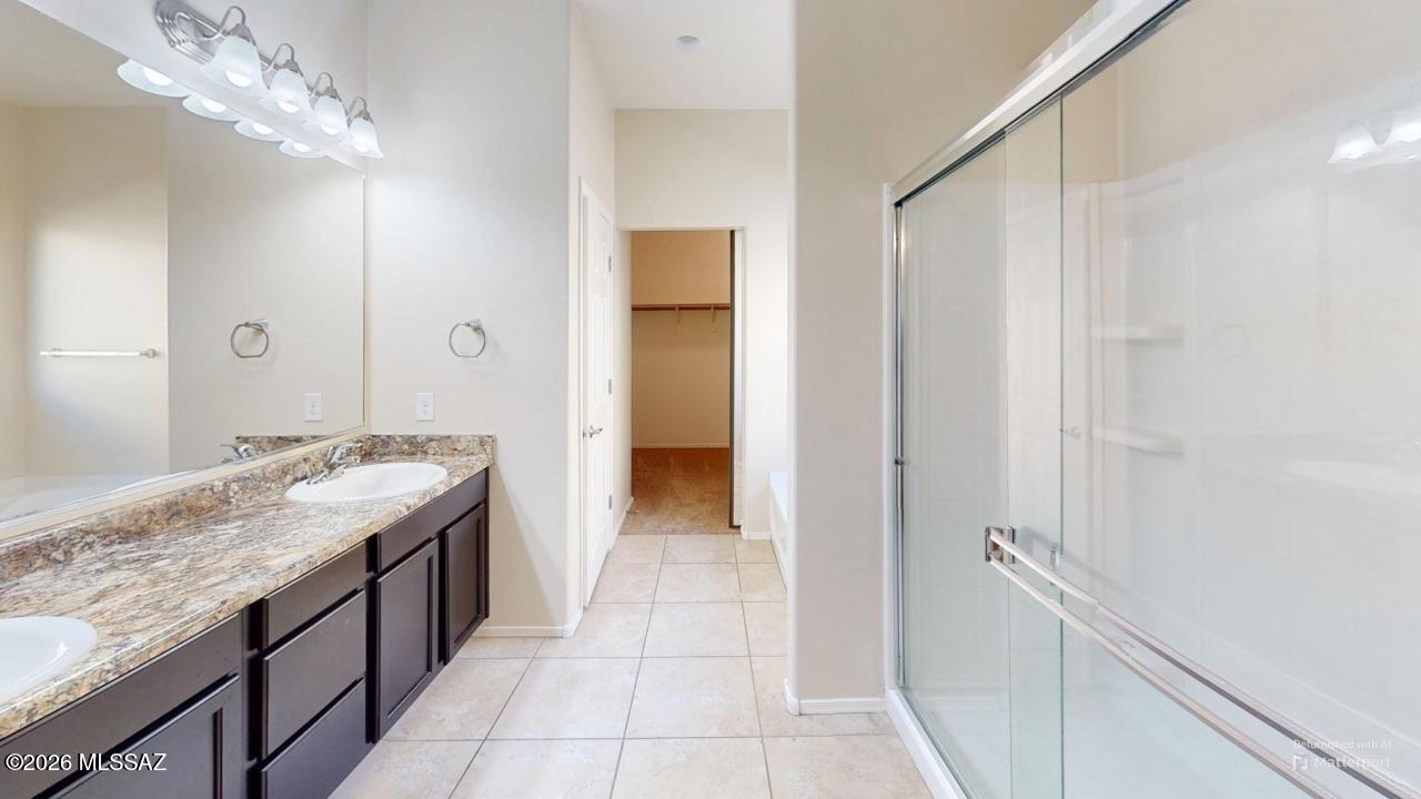Saguaro Bloom Block 8B - Residential Lease