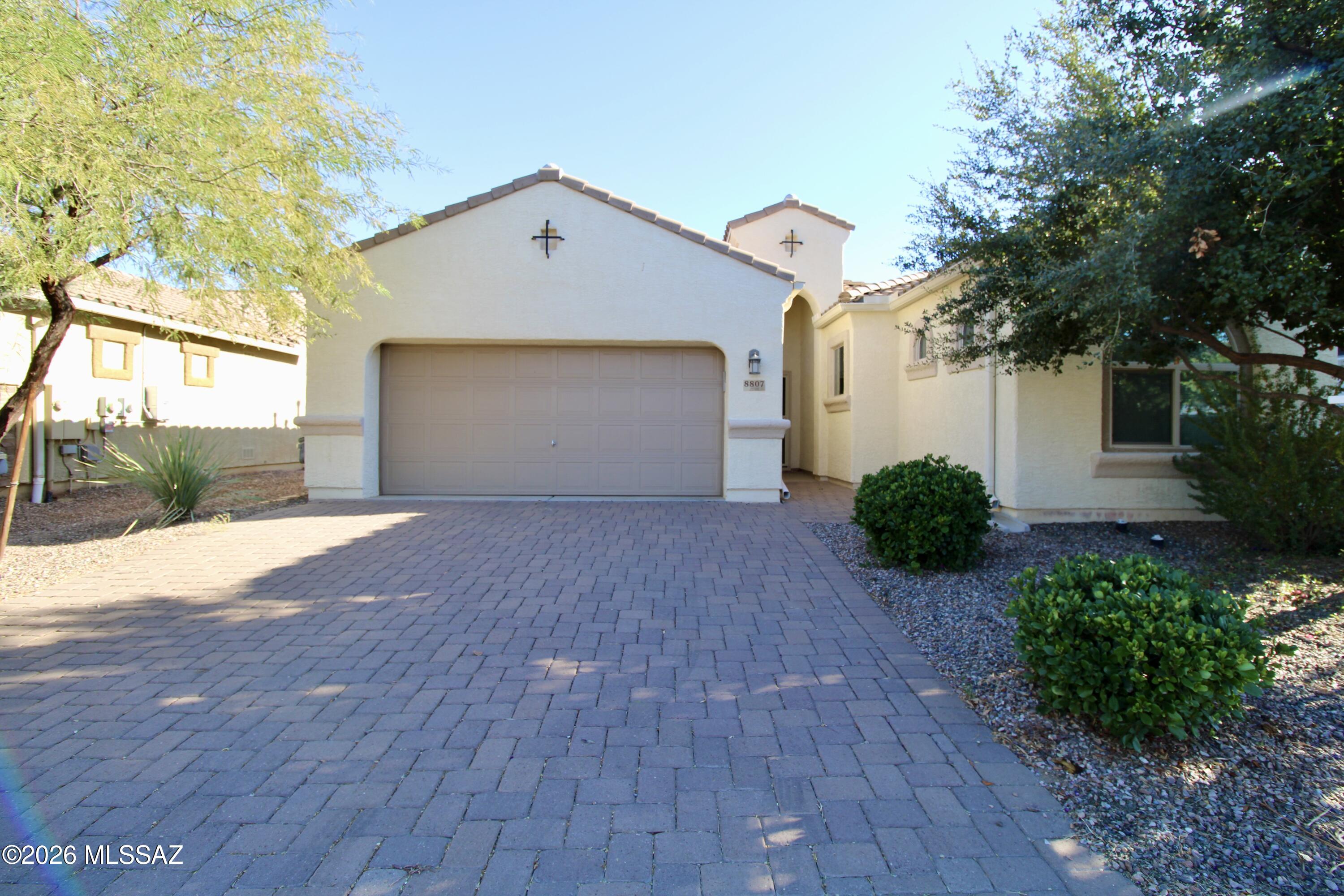 Saguaro Bloom Block 8B - Residential Lease