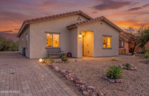 Photo of 2141 S Flying Heart Lane, Tucson, AZ 85713 (MLS # 22622955)