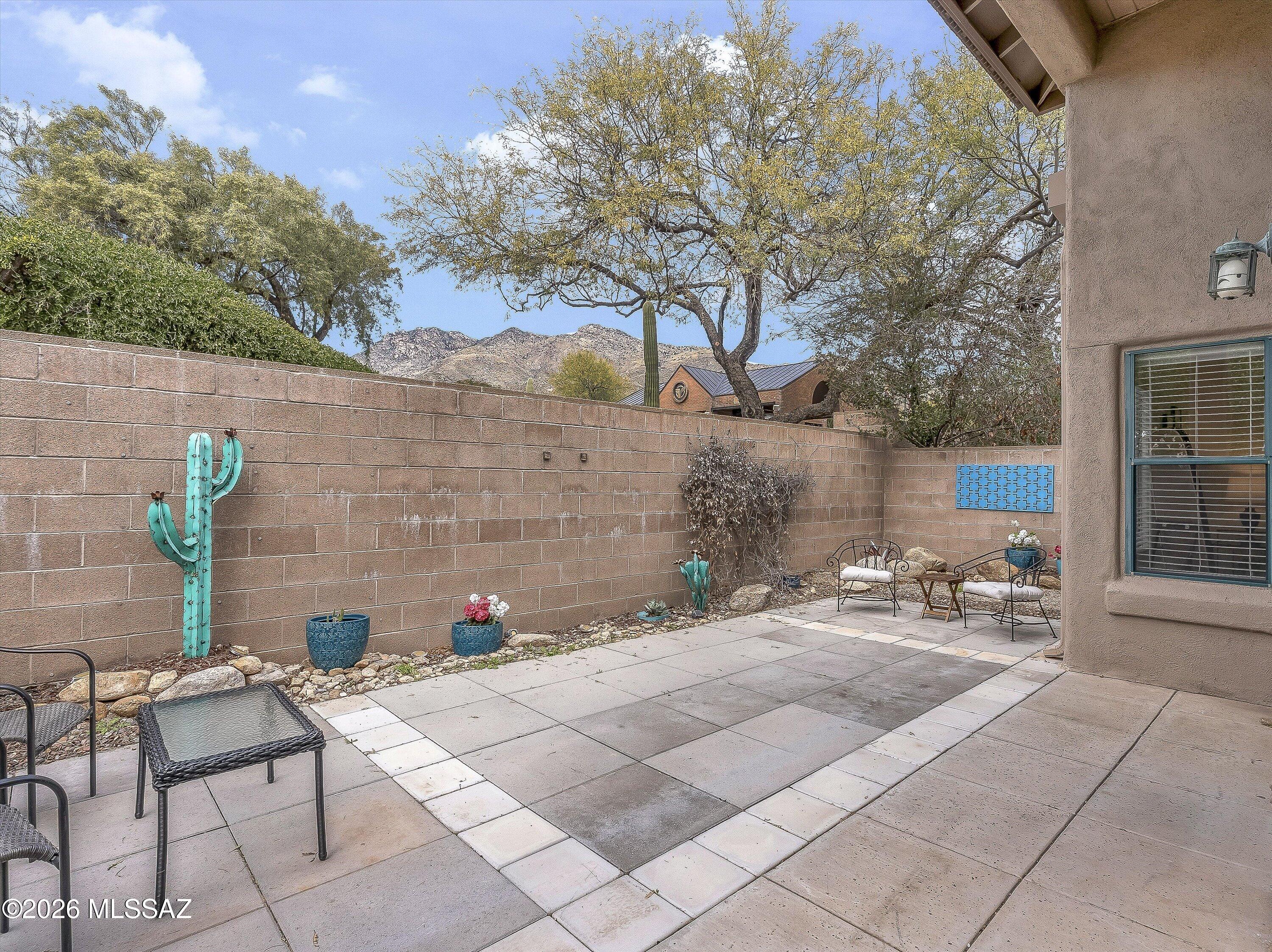 Deer Run At Ventana Canyon (1-23) - Residential
