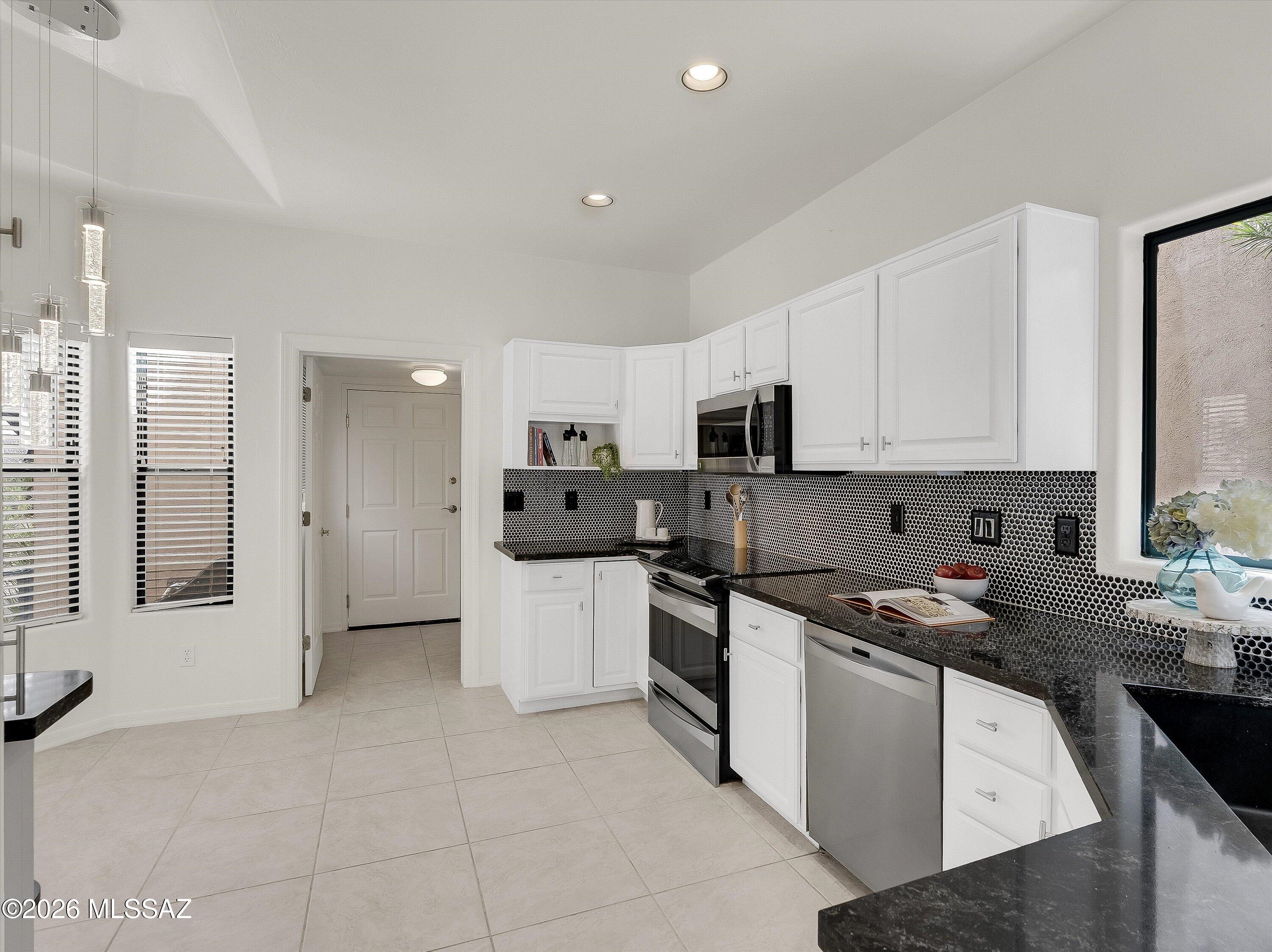 Deer Run At Ventana Canyon (1-23) - Residential