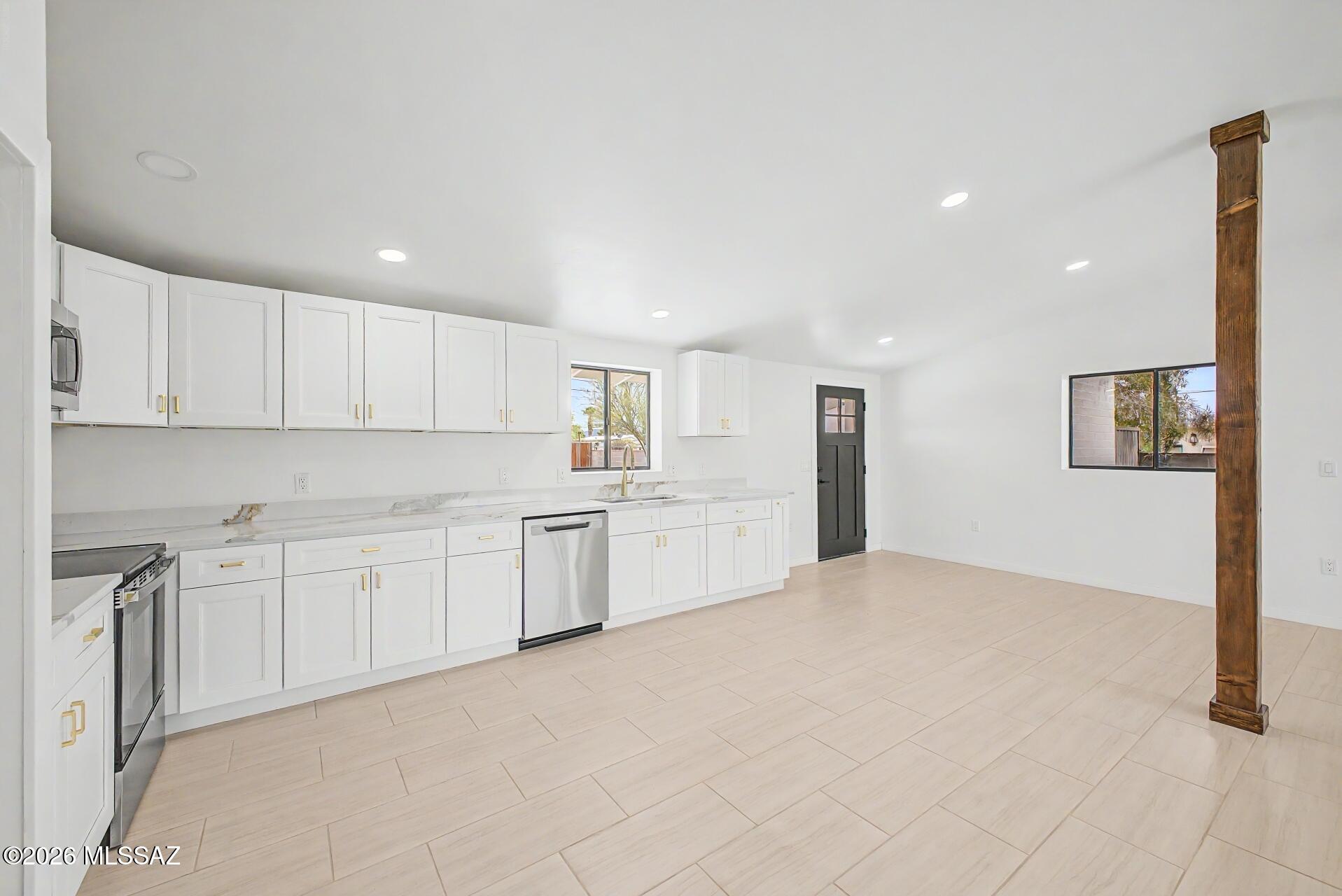 Park El Monte Terrace - Residential
